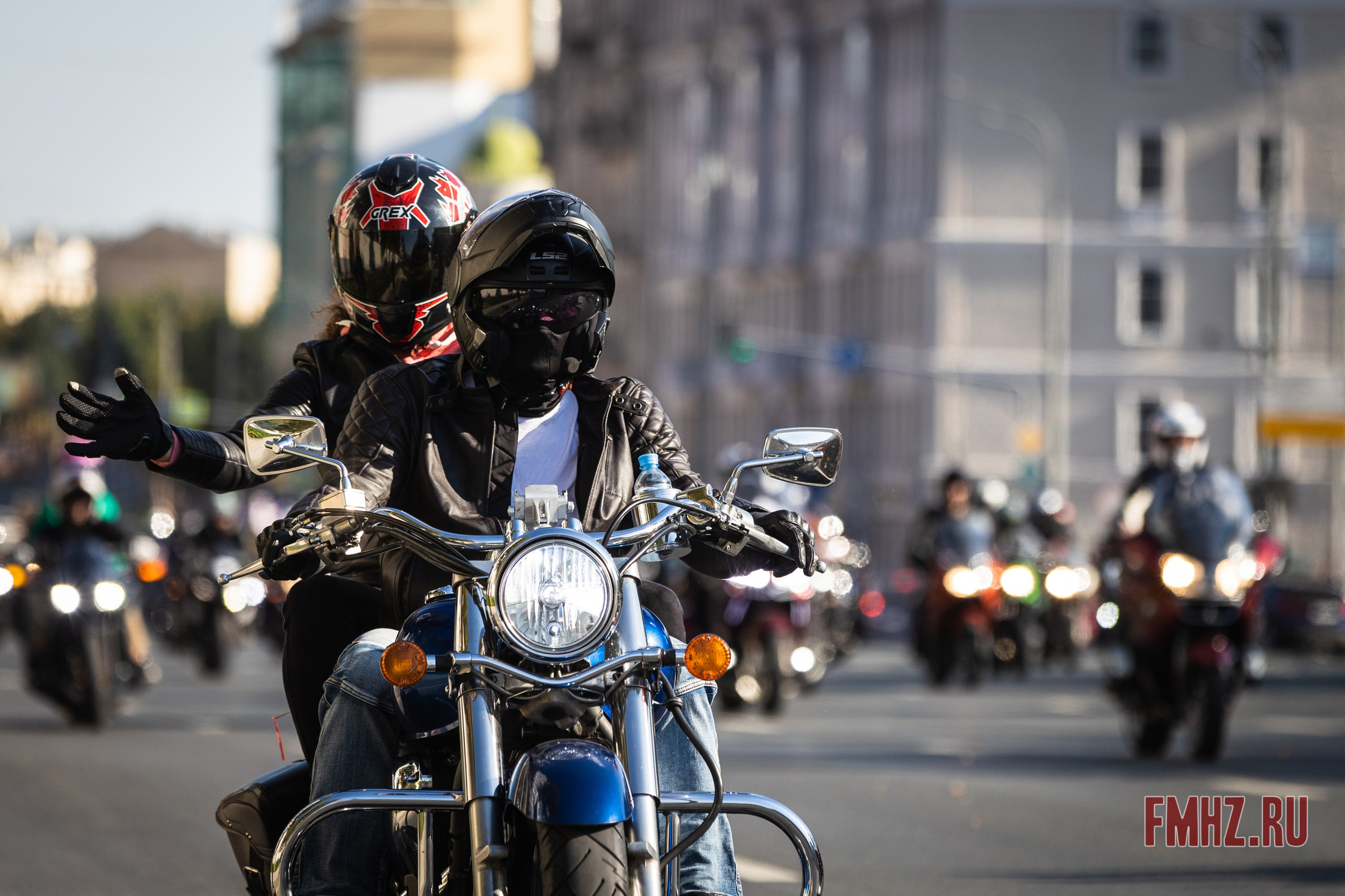 Закрытие Мотосезона 2023 на проспекте Академика Сахарова. Фотограф Владимир Охрименко