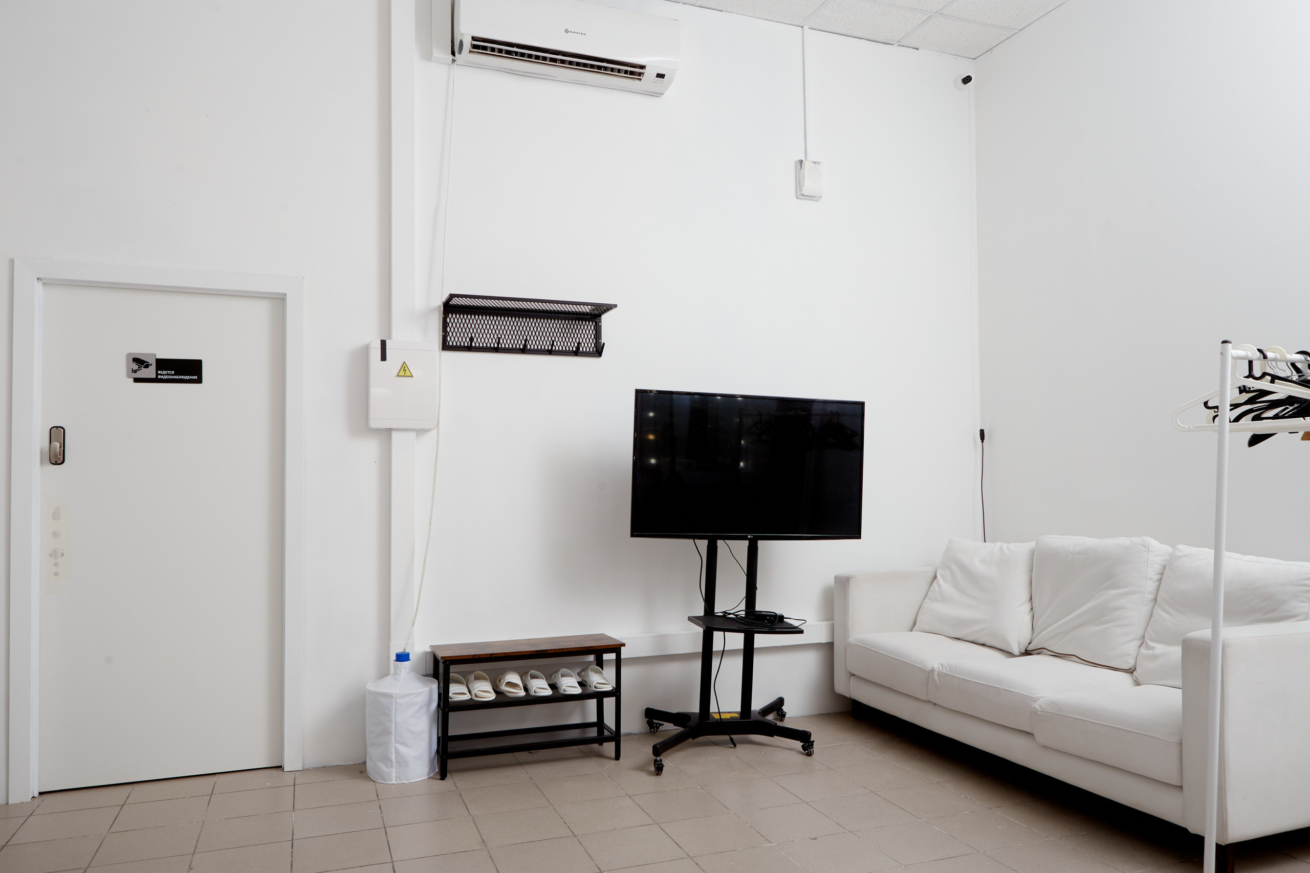 Фотографии пространства. Fizikasveta.ru фотостудия с фонами в Екатеринбурге