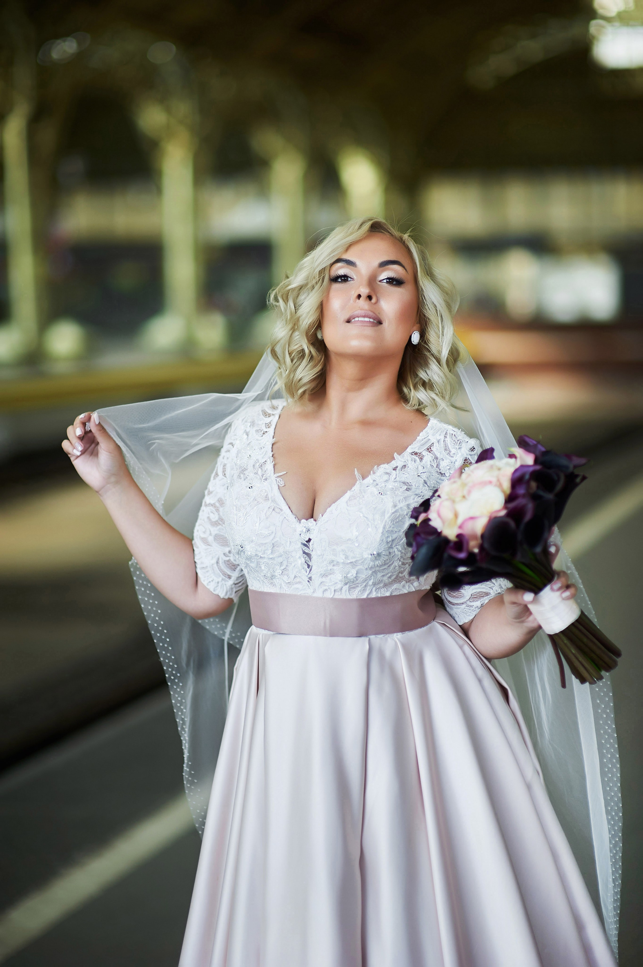 Марта и Анатолий (фотосессия на Витебском вокзале). Портретный, семейный и свадебный фотограф в Санкт-Петербурге и в Пушкине Ширяев Денис