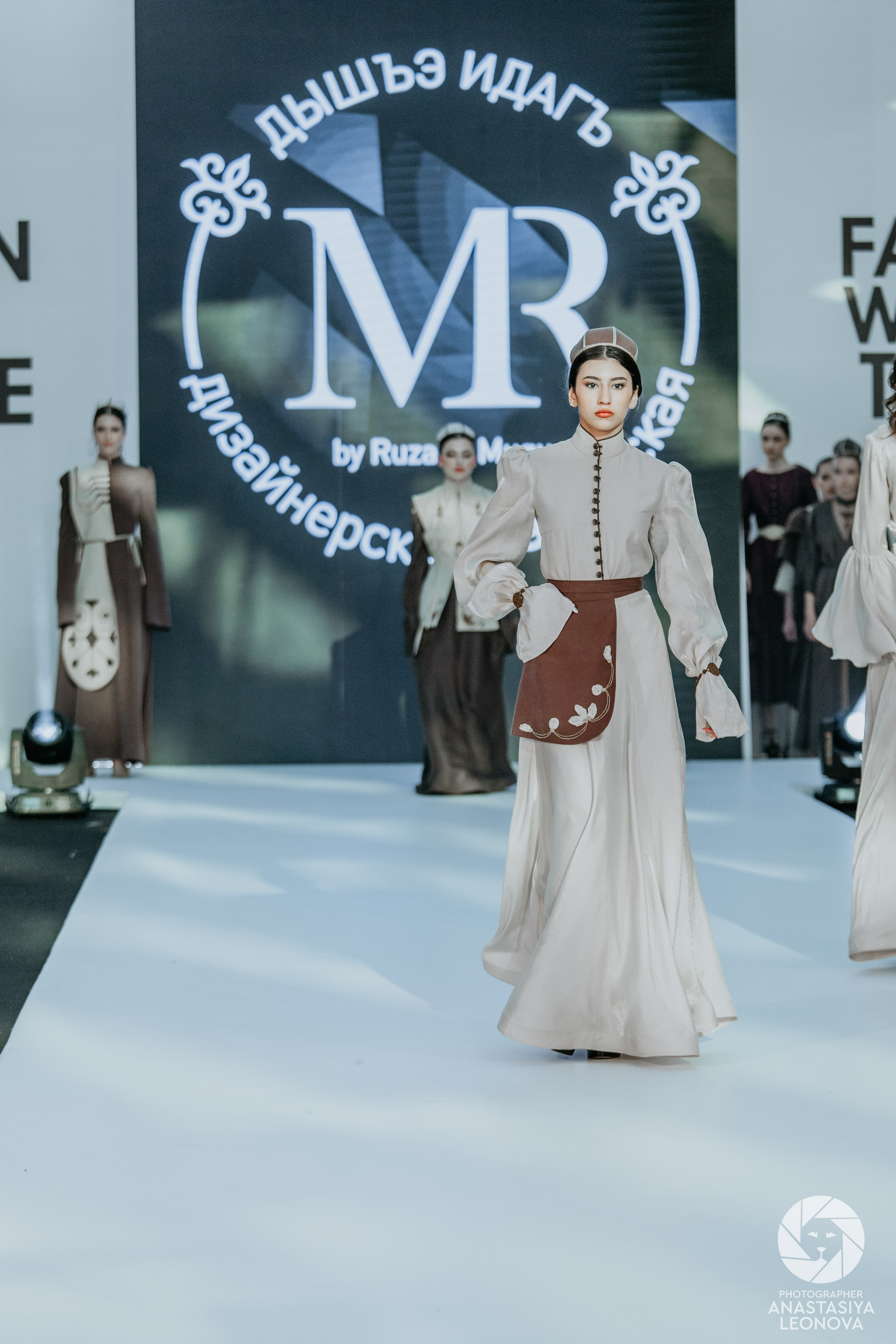 Fashion Week Türkiye [spring, 2025]. Anastasia Leonowa