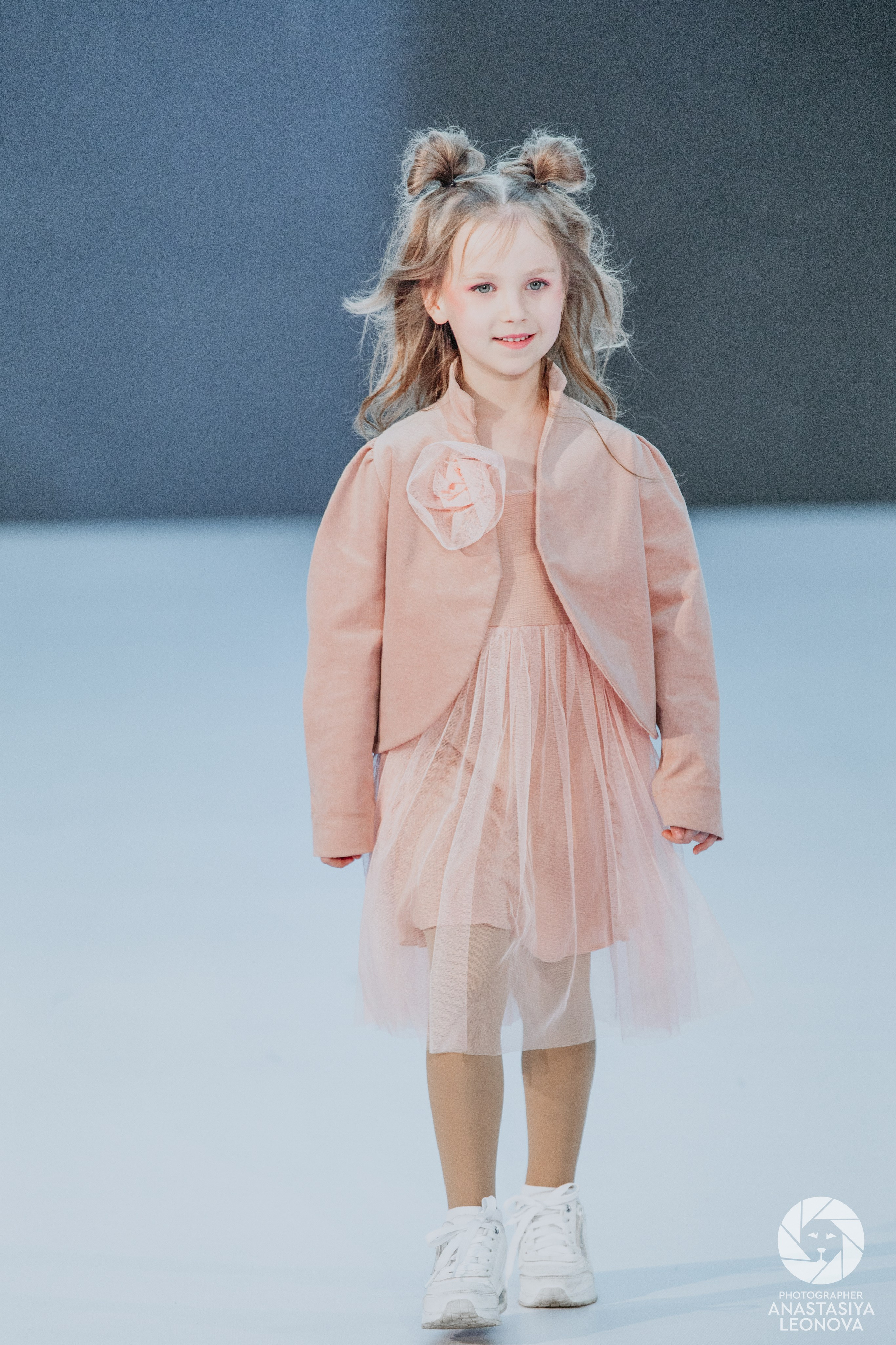 Fashion Week Türkiye [spring, 2025]. Anastasia Leonowa