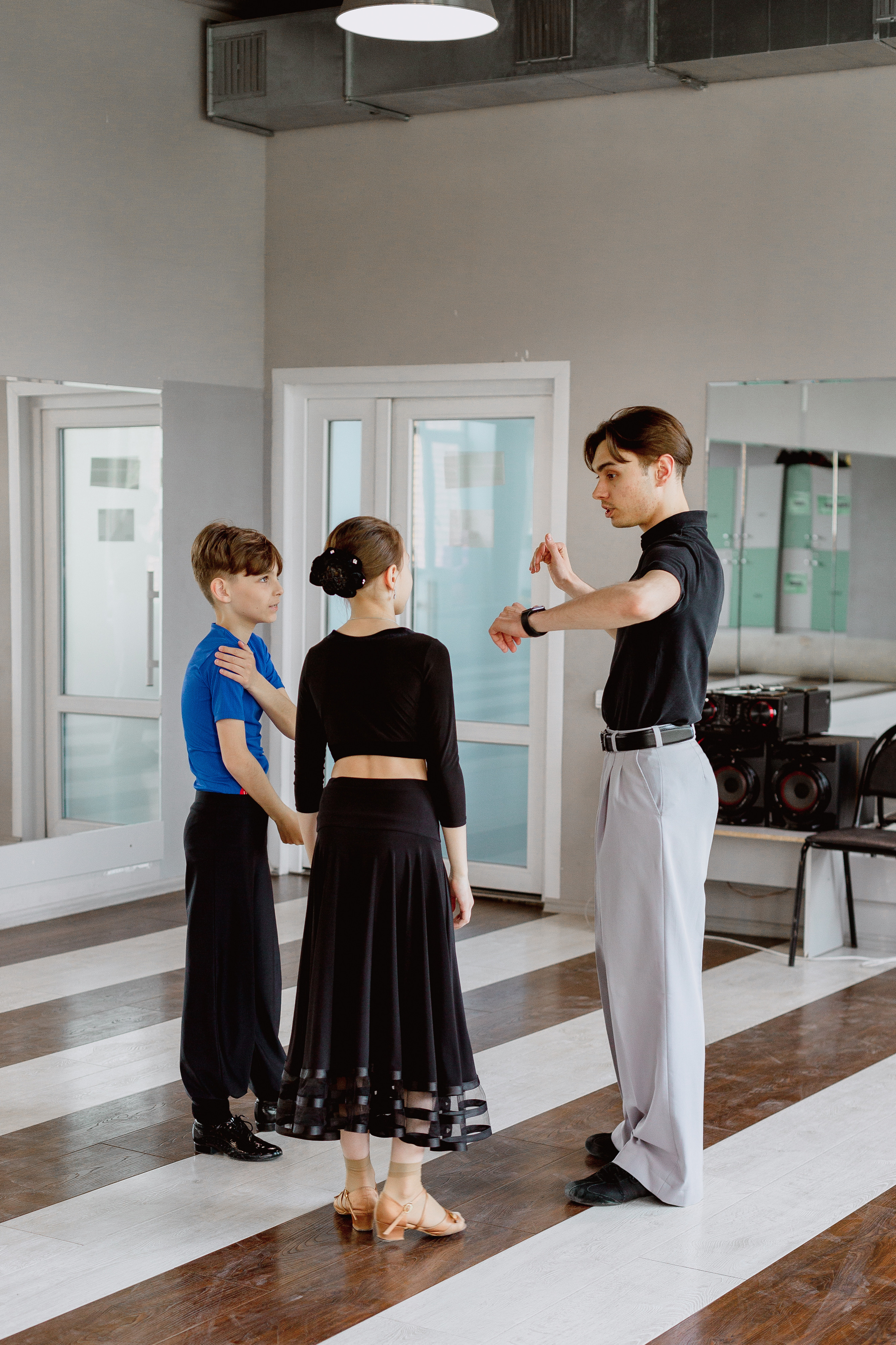 Let's dance. Главная