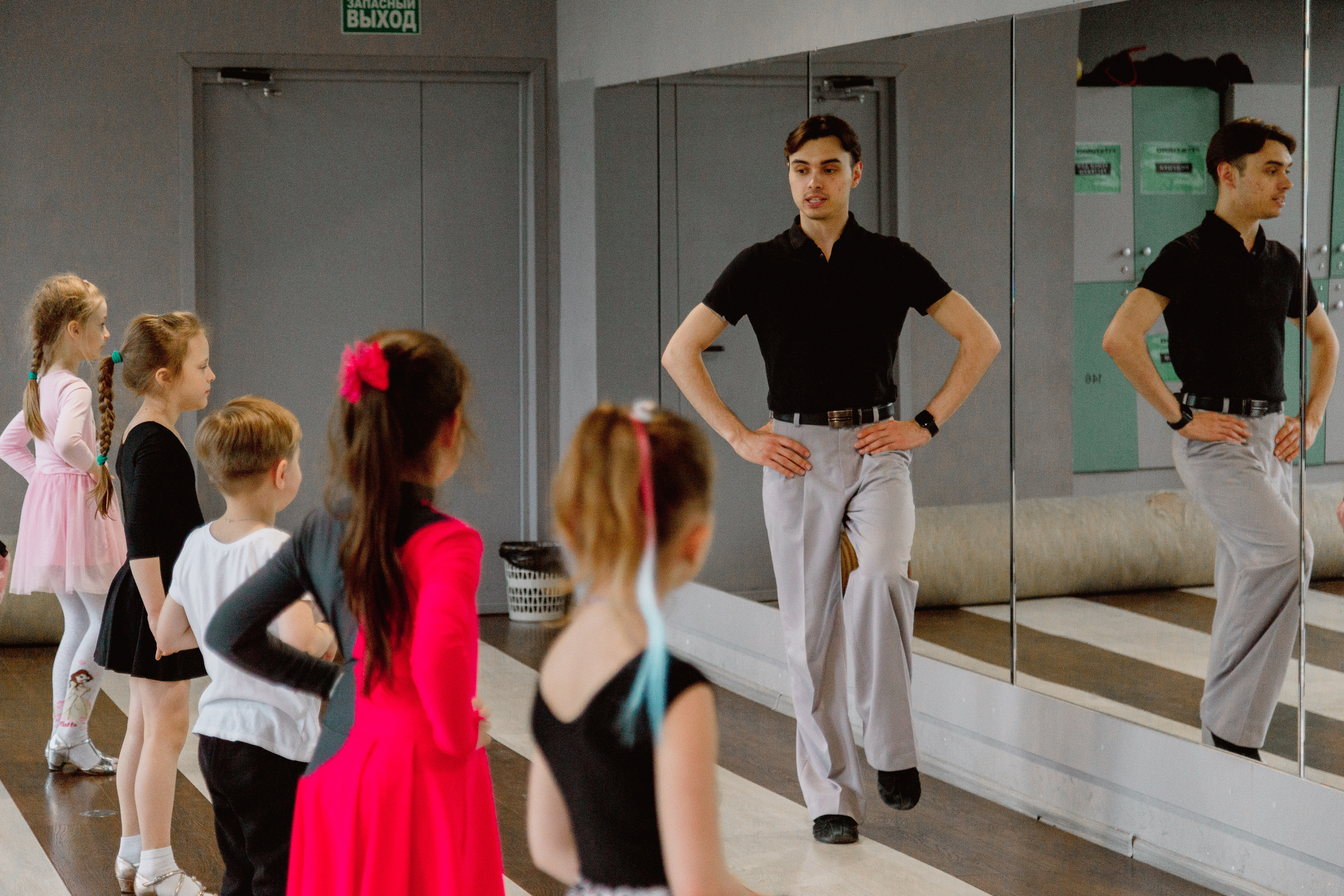 Let's dance. Главная