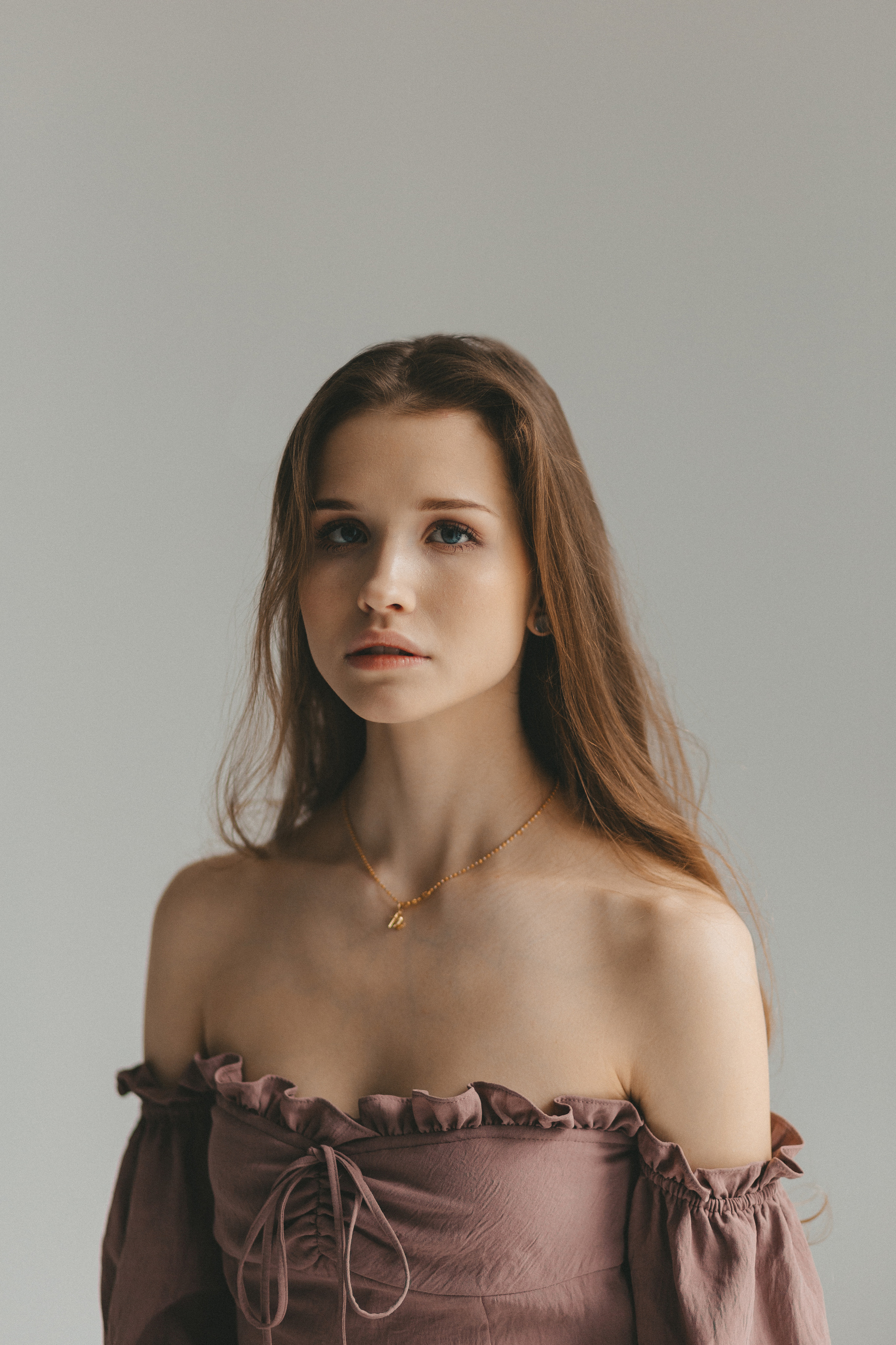 Яна. Главная