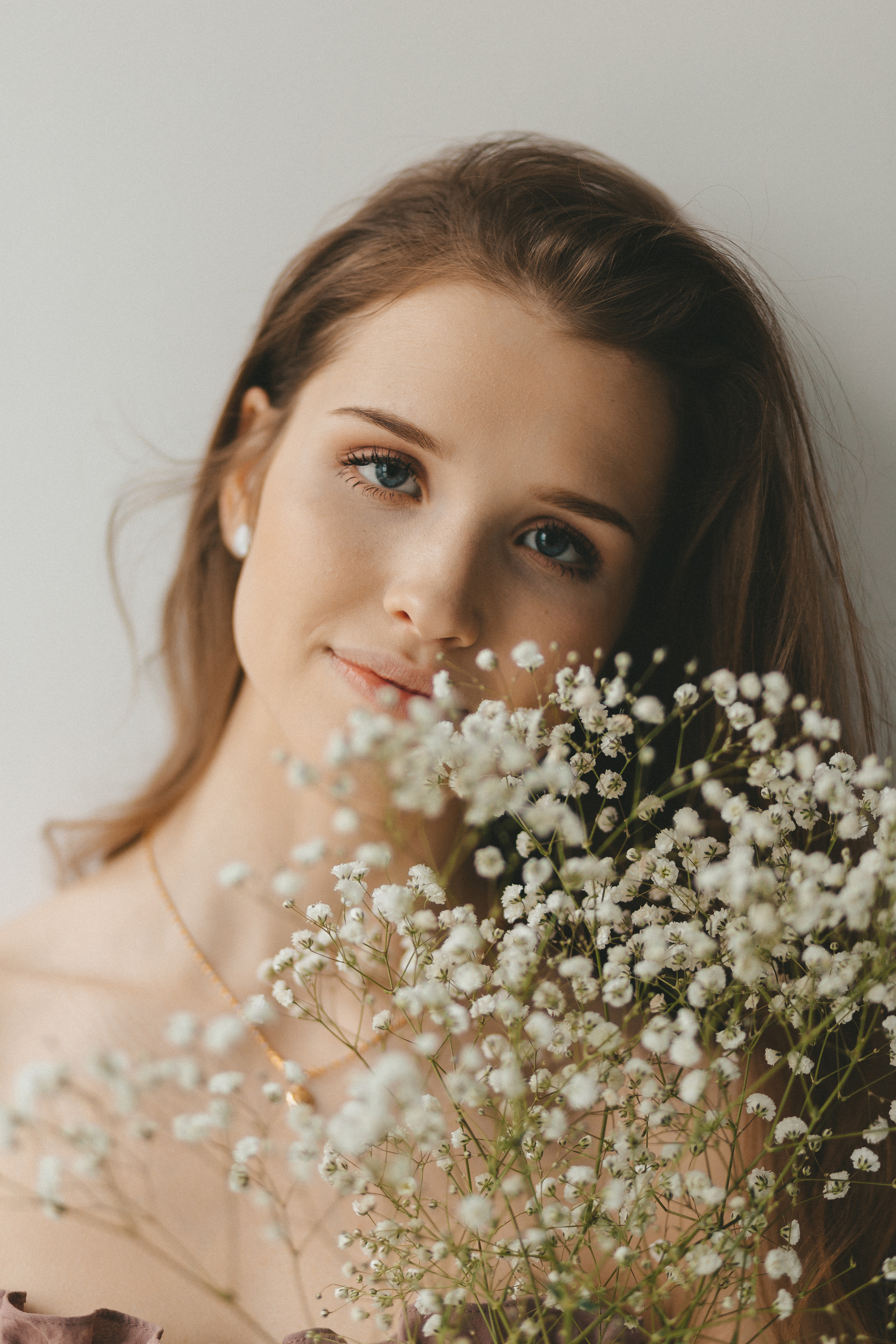 Яна. Главная