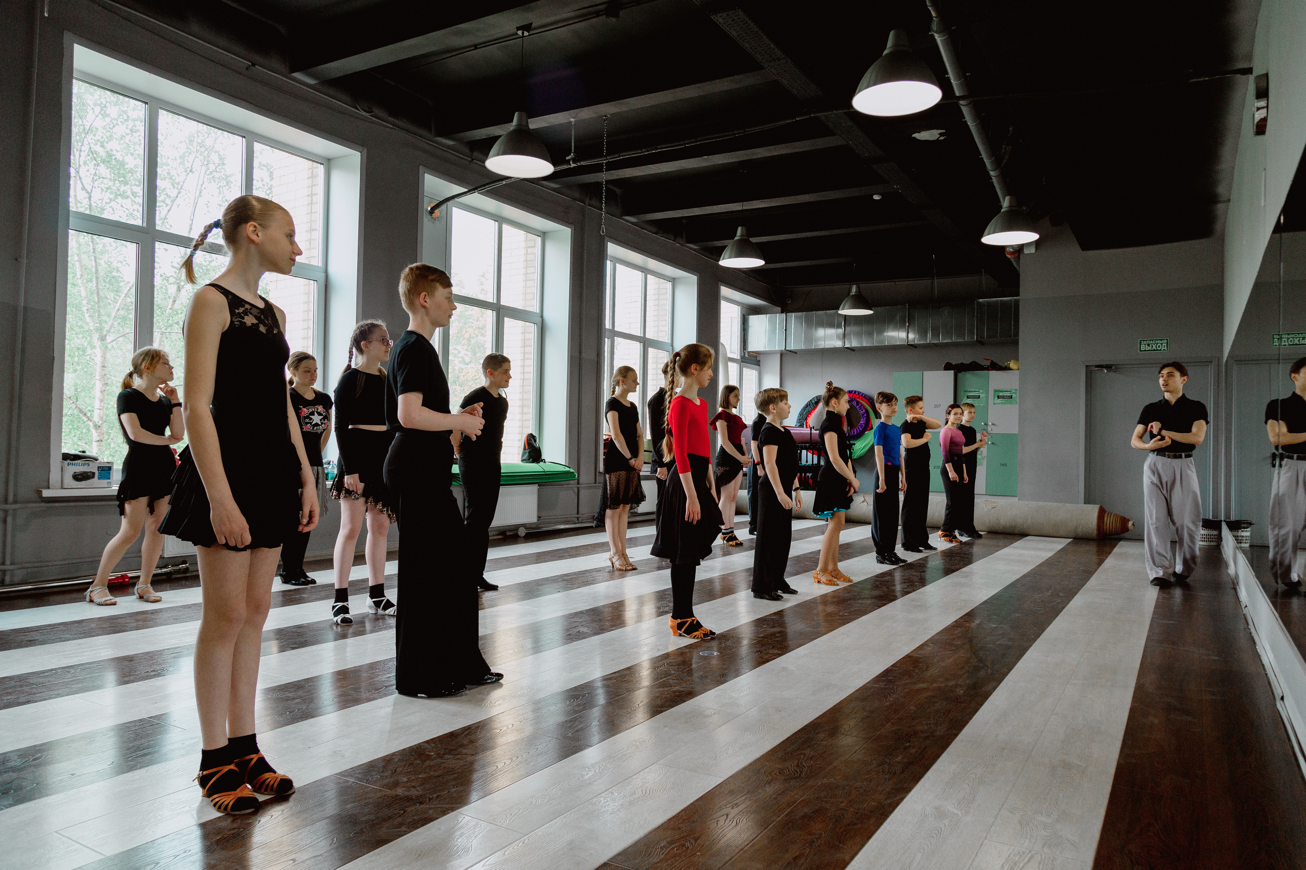 Let's dance. Главная