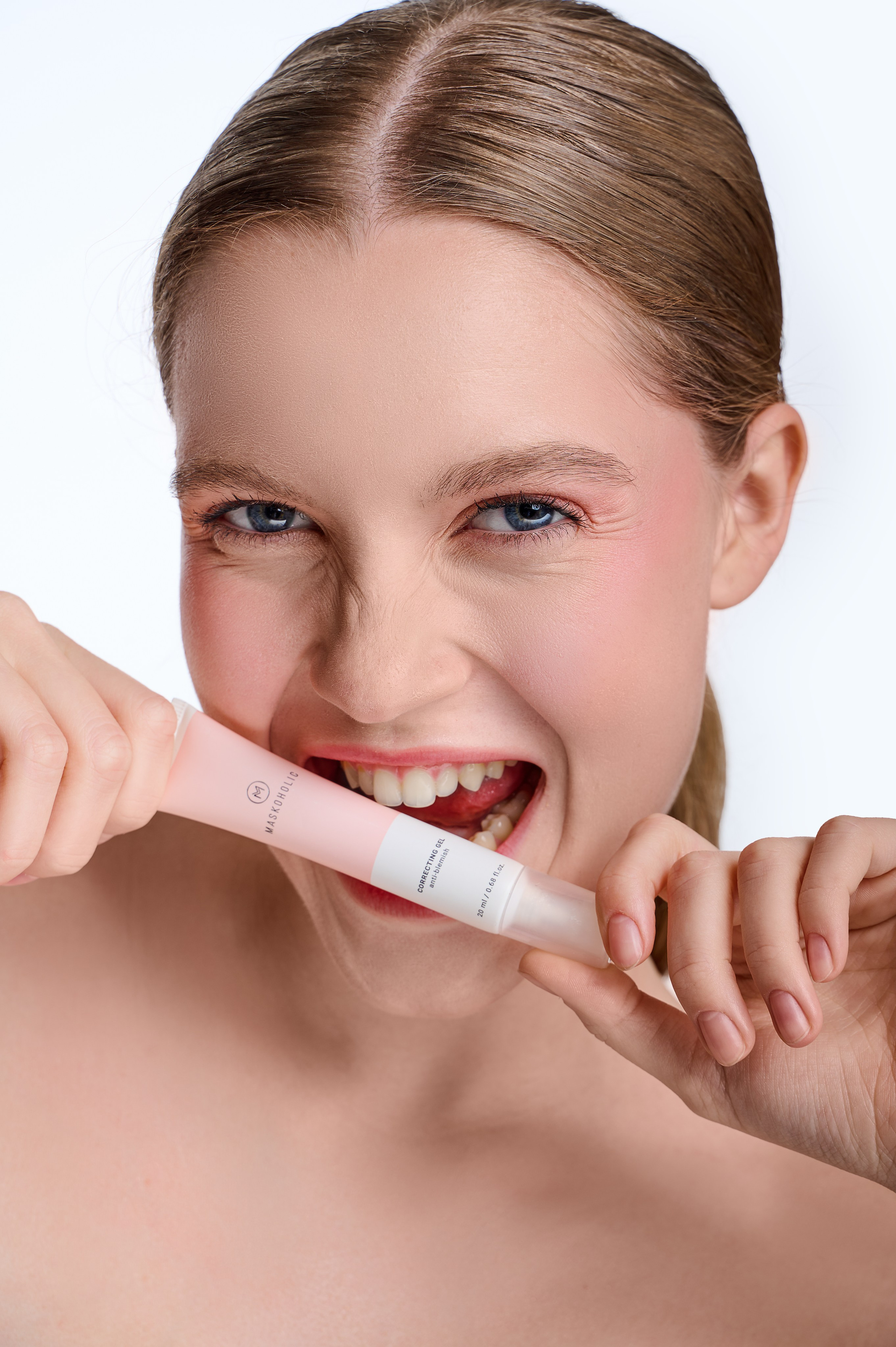 фотосессия для бренда косметики, съемка брендов, съемка каталога, съемка для маркетплейсов, фотограф Минск, фотограф Беларусь, съемка для брендов, косметика Минск, съемка продукта, фотографии продукта, фотографии косметического бренда, косметический бренд, модель для бьюти съемки, бьюти съемка, фотосессия Беларусь, ретушь, бьюти ретушь, ретушер Минск. 