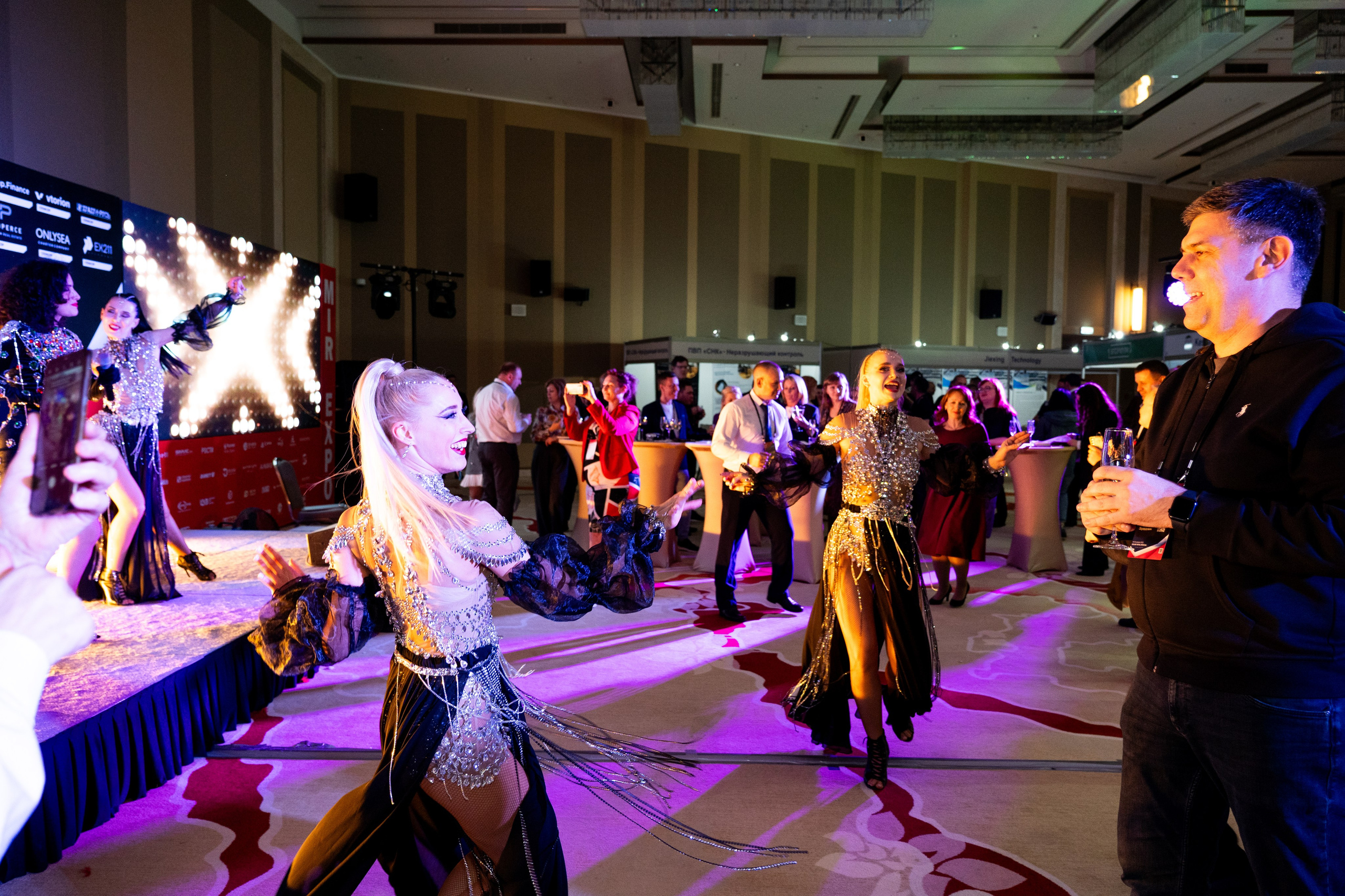 Форум Moscow International Recycling Expo -2025. Легкая фотография