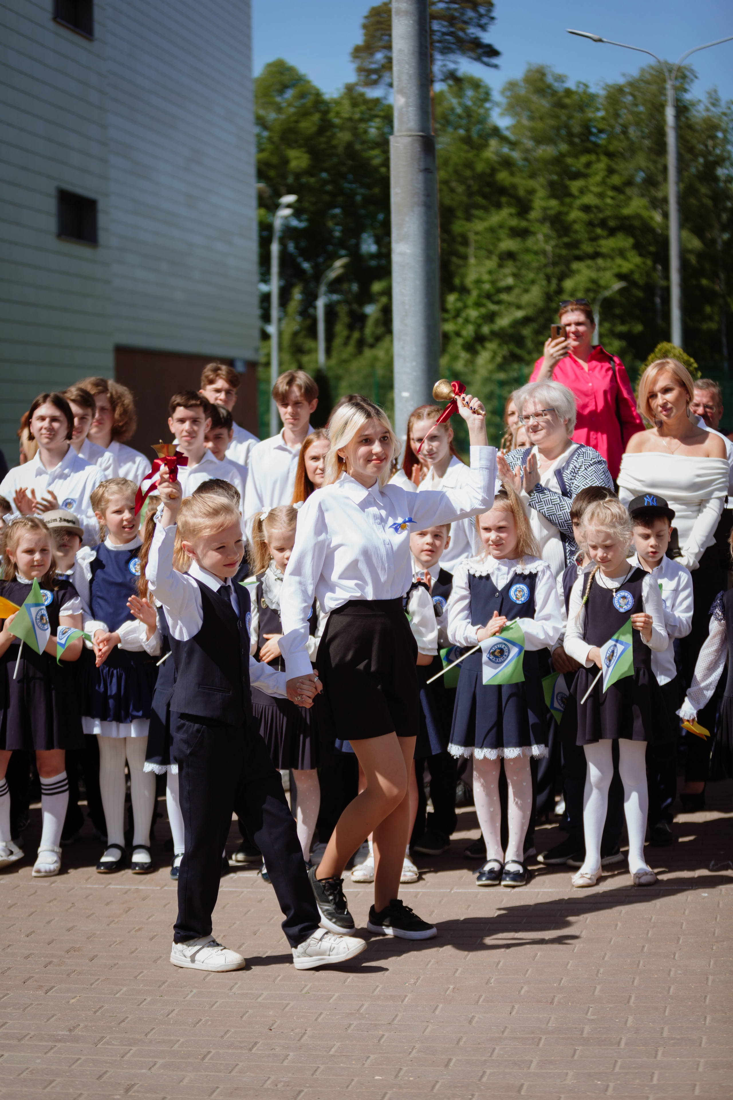 Последний звонок 2024 (2 часа фотосъемки). Профессиональный фотограф Надежда Антонова