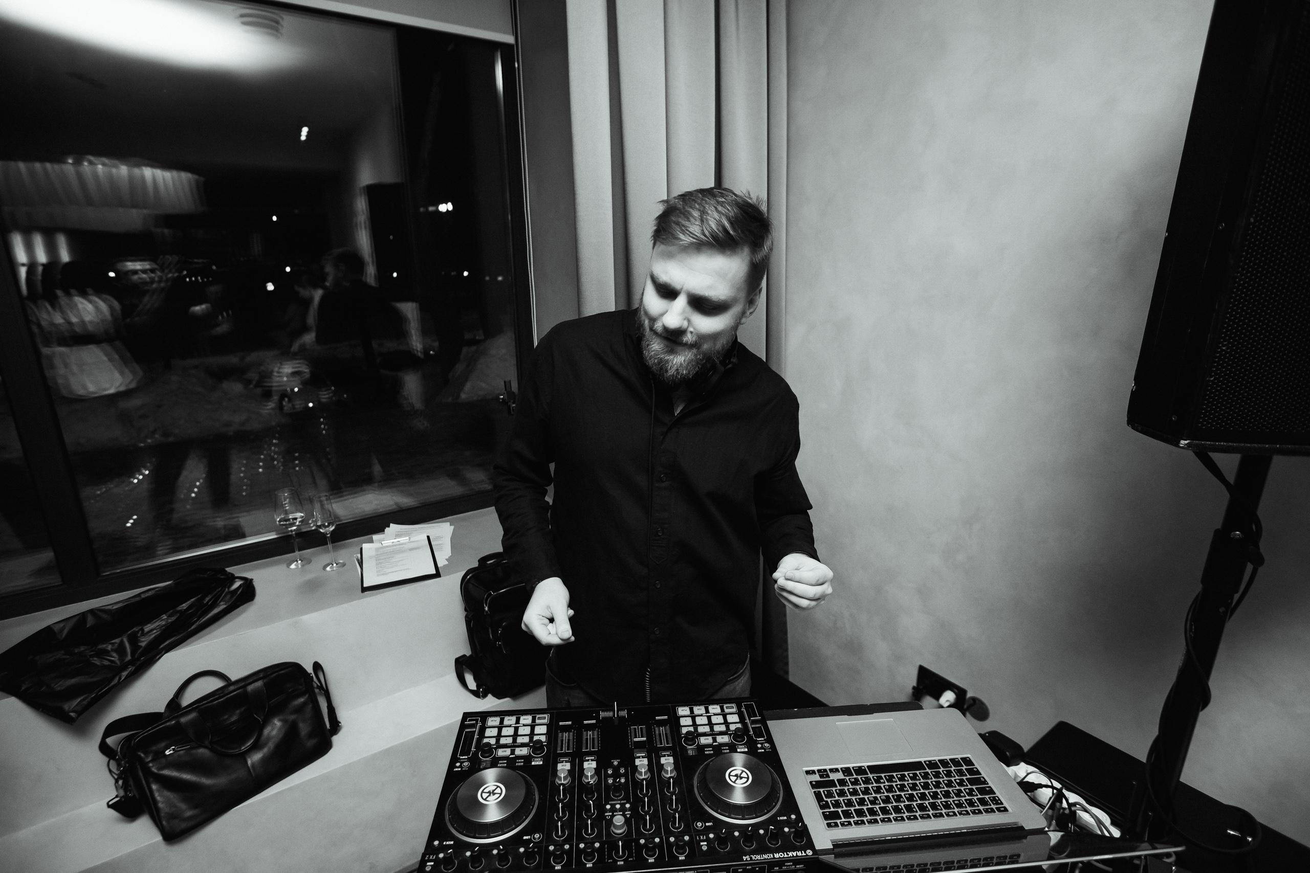 МОМЕНТЫ [ОТКРЫТИЕ]. СВОИ. ФОТООТЧЕТЫ-СОБЫТИЯ-МЕСТА