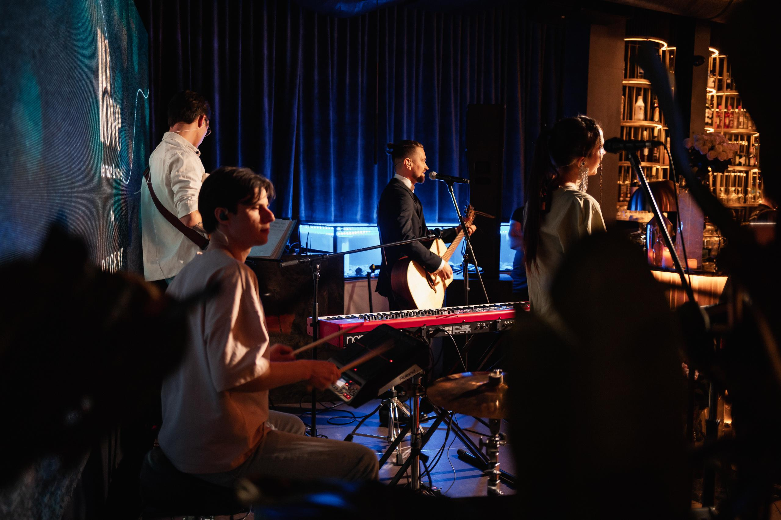 INLOVE [открытие террассы]. СВОИ. ФОТООТЧЕТЫ-СОБЫТИЯ-МЕСТА