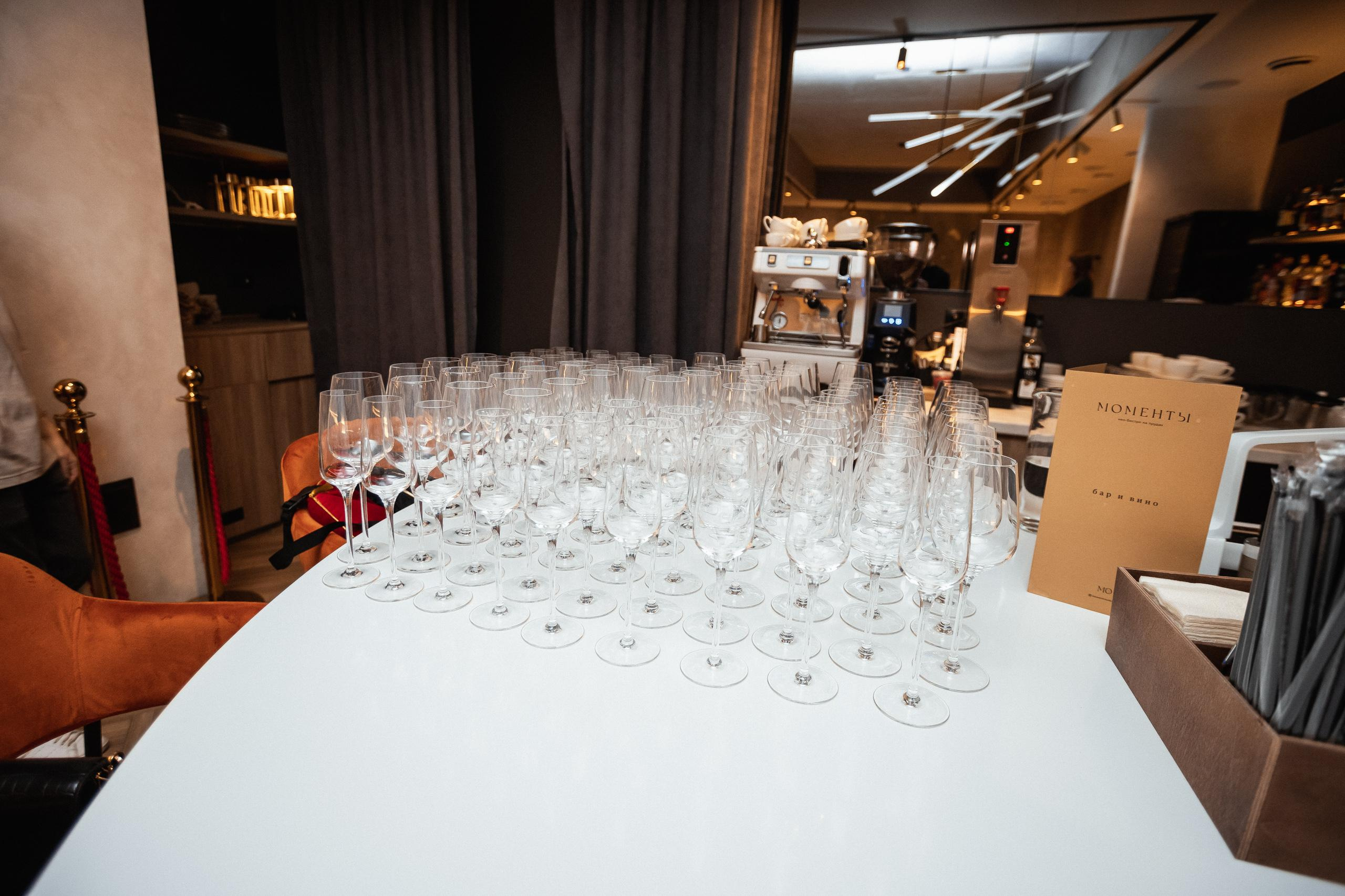 МОМЕНТЫ [ОТКРЫТИЕ]. СВОИ. ФОТООТЧЕТЫ-СОБЫТИЯ-МЕСТА