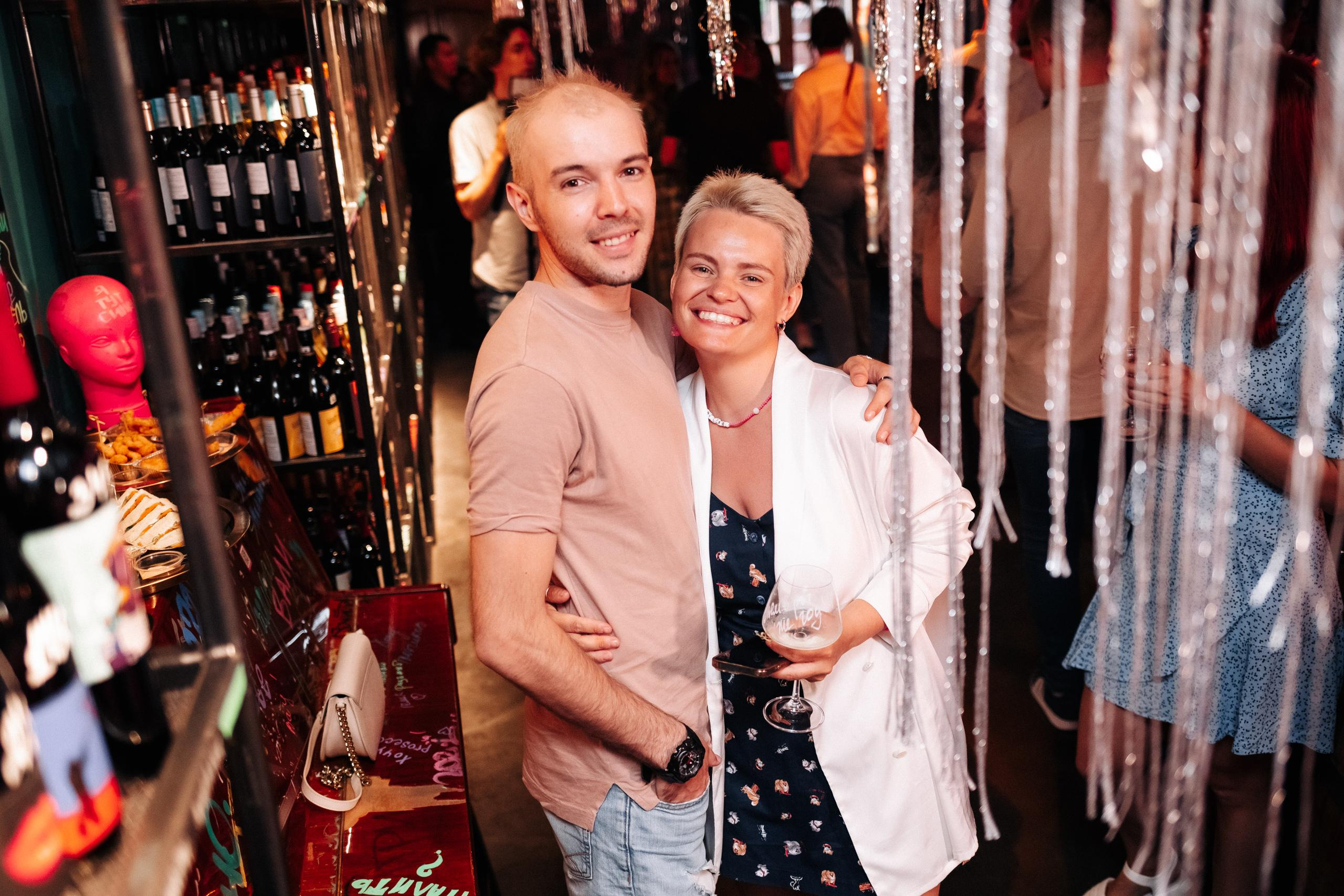 ВИНОТЕКА БАР х МАГАЗ [1 ГОД]. СВОИ. ФОТООТЧЕТЫ-СОБЫТИЯ-МЕСТА