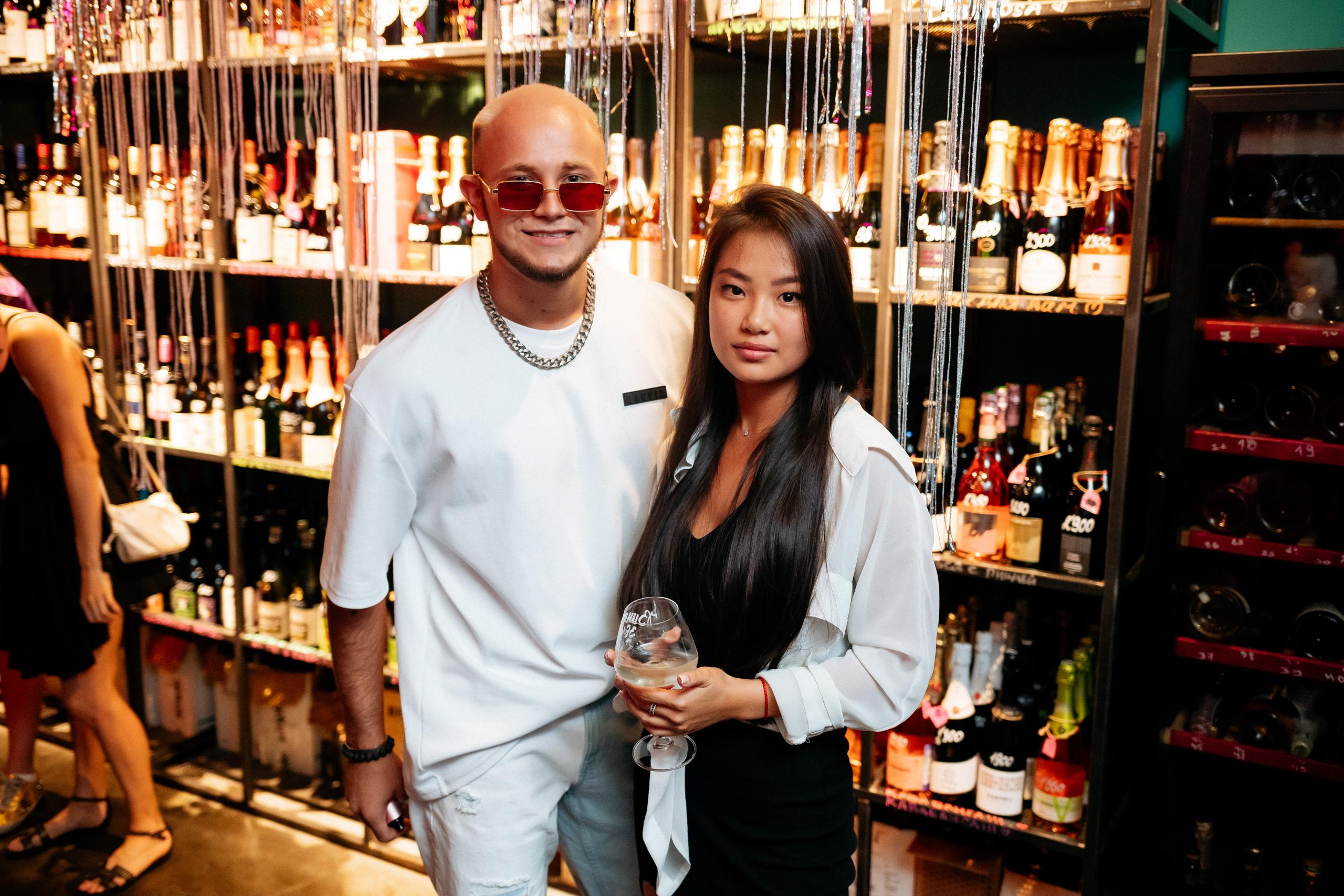 ВИНОТЕКА БАР х МАГАЗ [1 ГОД]. СВОИ. ФОТООТЧЕТЫ-СОБЫТИЯ-МЕСТА