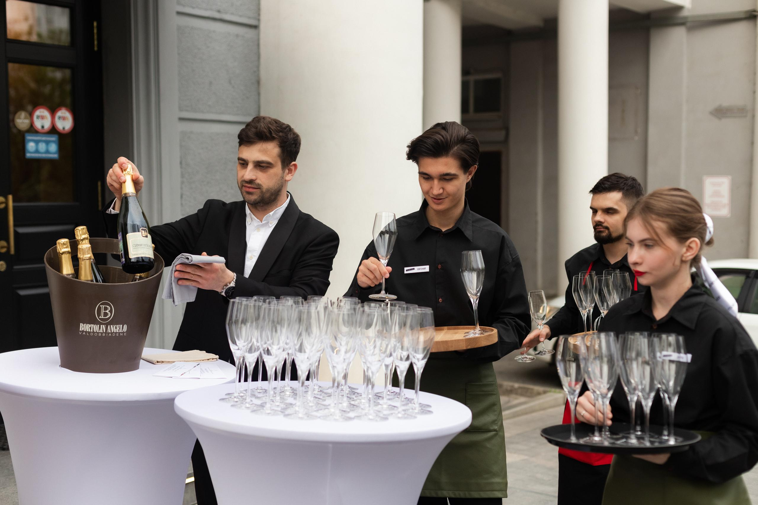 MAIN WINE [1 YEAR]. СВОИ. ФОТООТЧЕТЫ-СОБЫТИЯ-МЕСТА