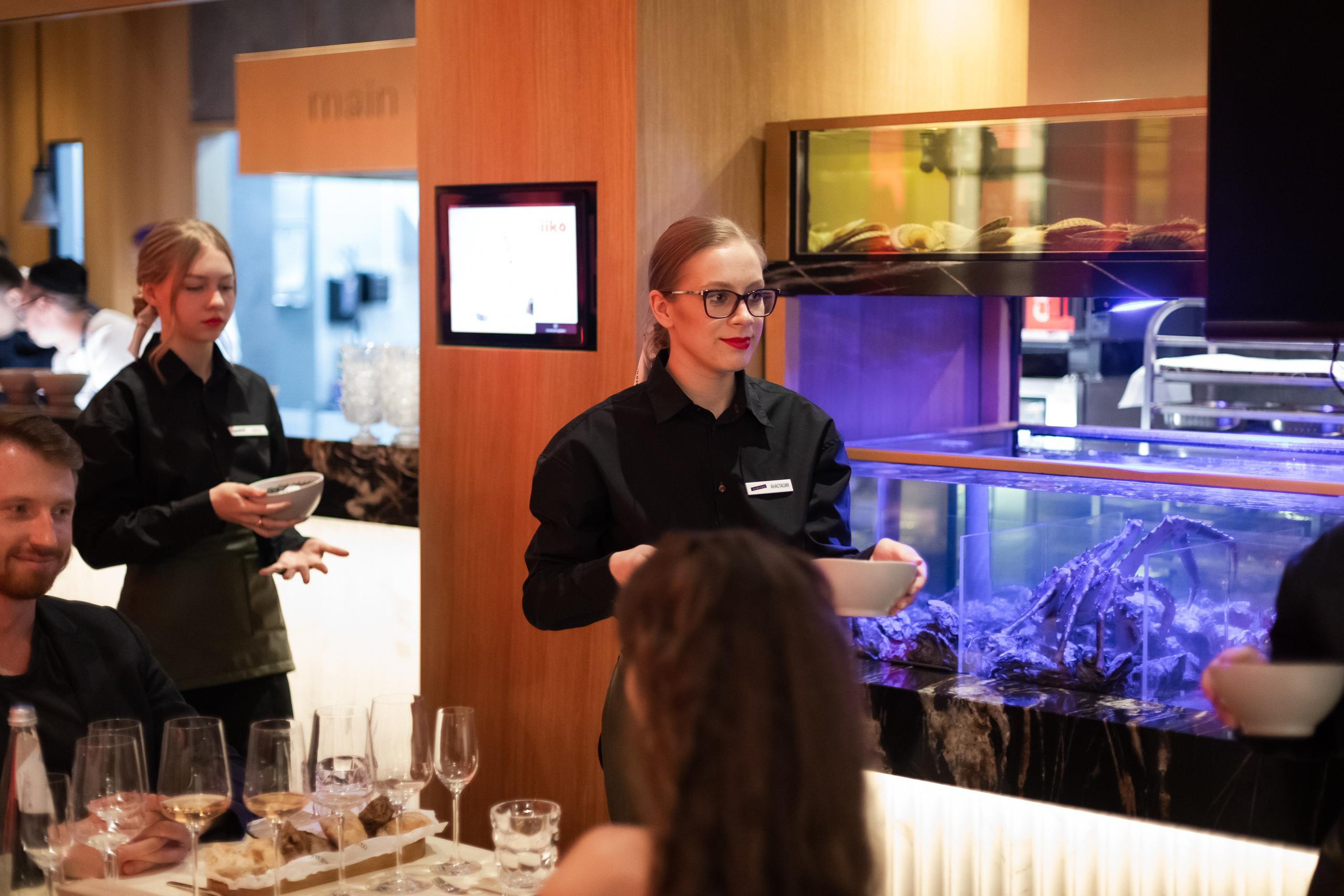 MAIN WINE [1 YEAR]. СВОИ. ФОТООТЧЕТЫ-СОБЫТИЯ-МЕСТА