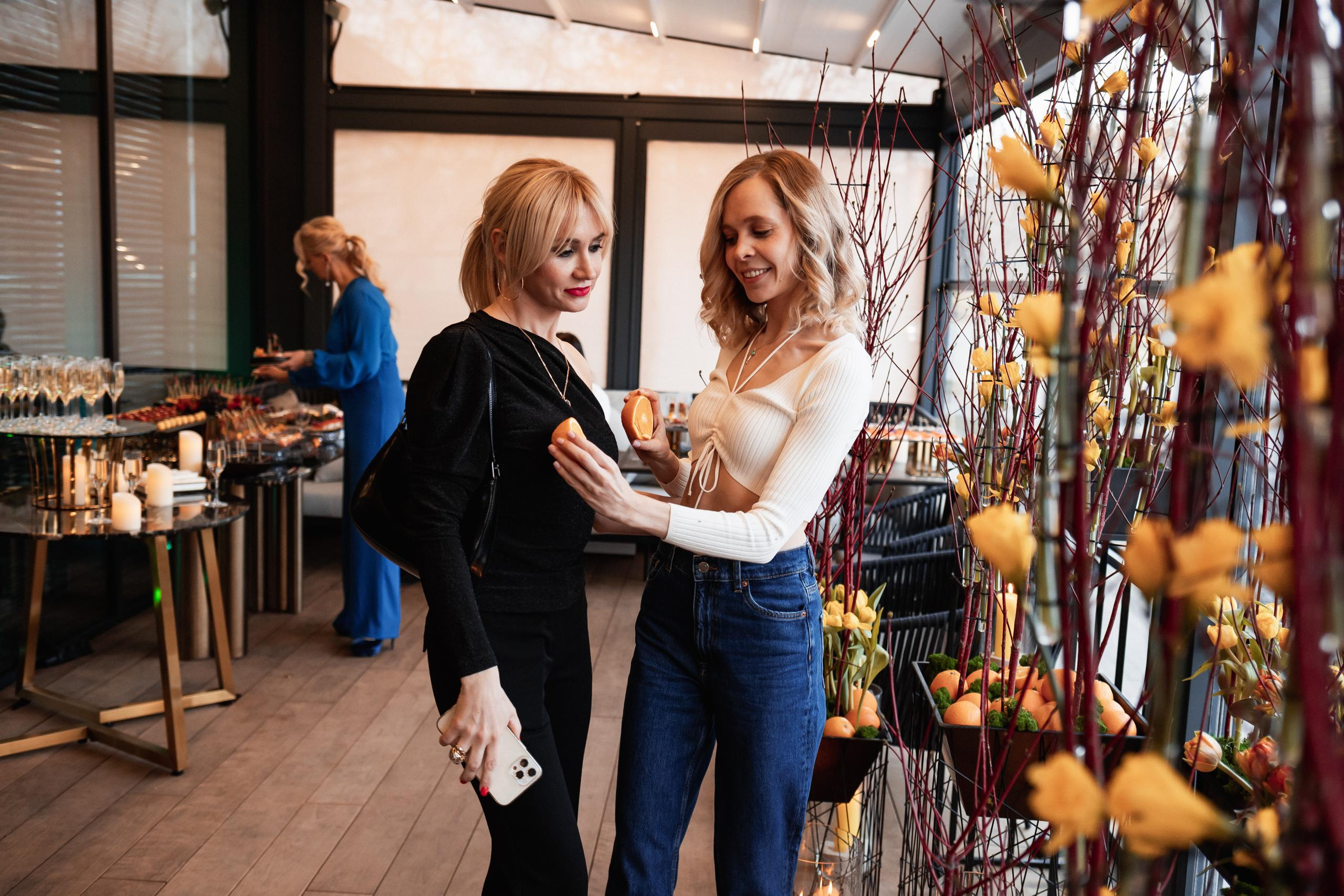 INLOVE [открытие террассы]. СВОИ. ФОТООТЧЕТЫ-СОБЫТИЯ-МЕСТА