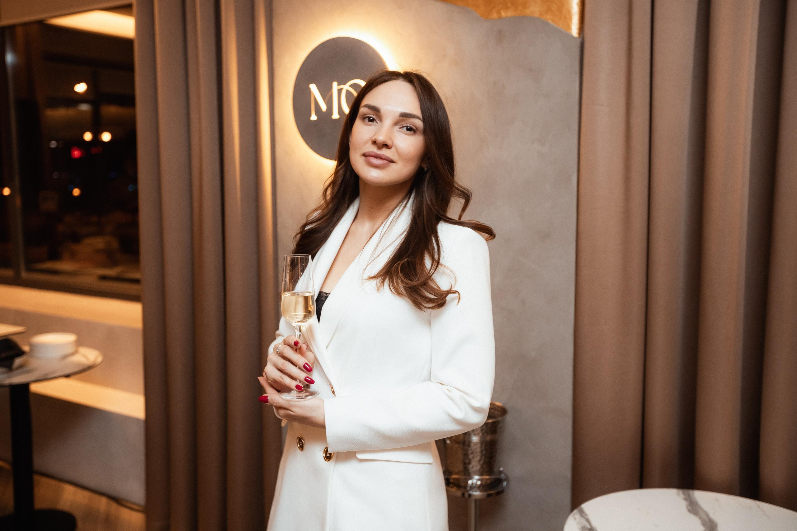 МОМЕНТЫ [ОТКРЫТИЕ]. СВОИ. ФОТООТЧЕТЫ-СОБЫТИЯ-МЕСТА