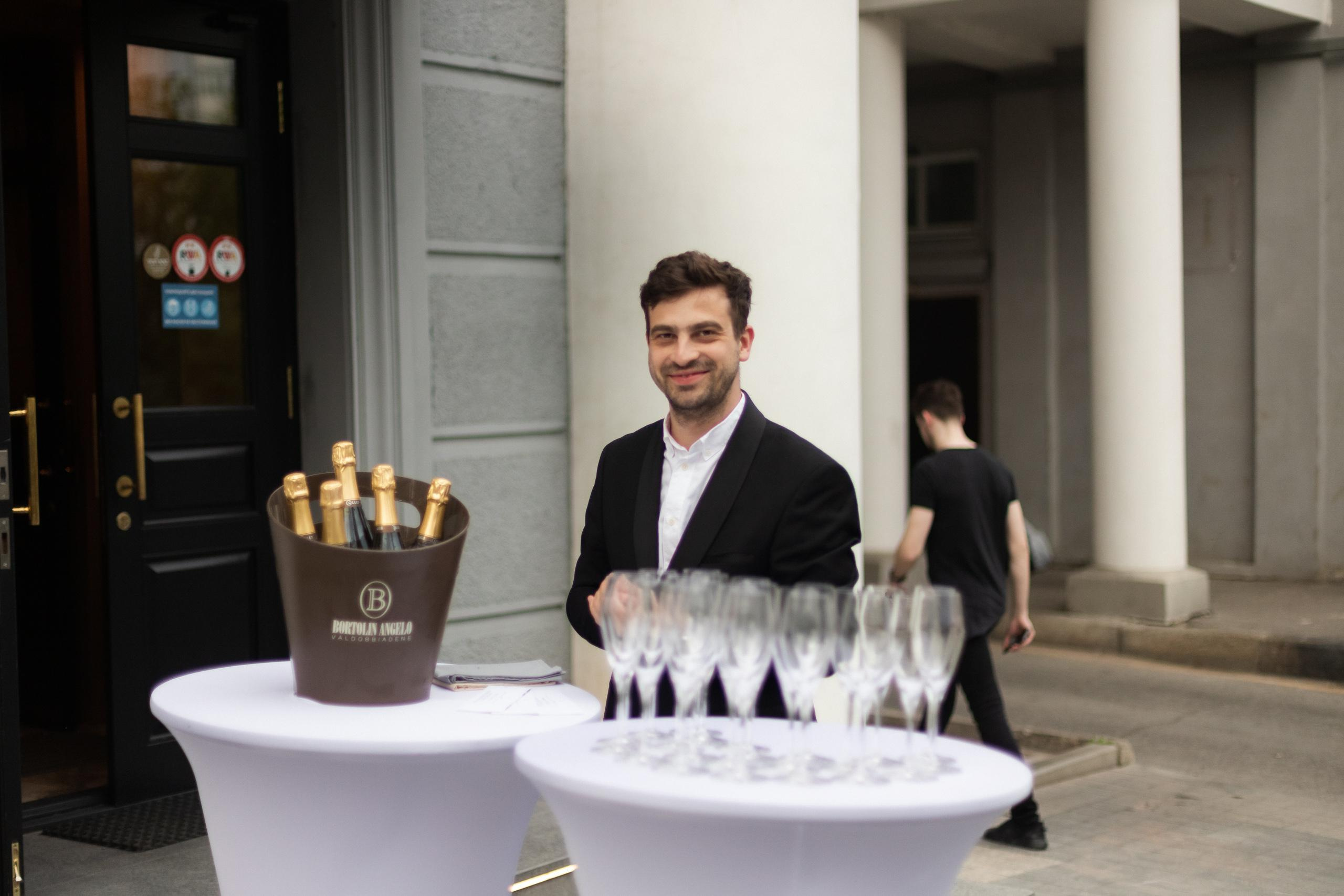 MAIN WINE [1 YEAR]. СВОИ. ФОТООТЧЕТЫ-СОБЫТИЯ-МЕСТА