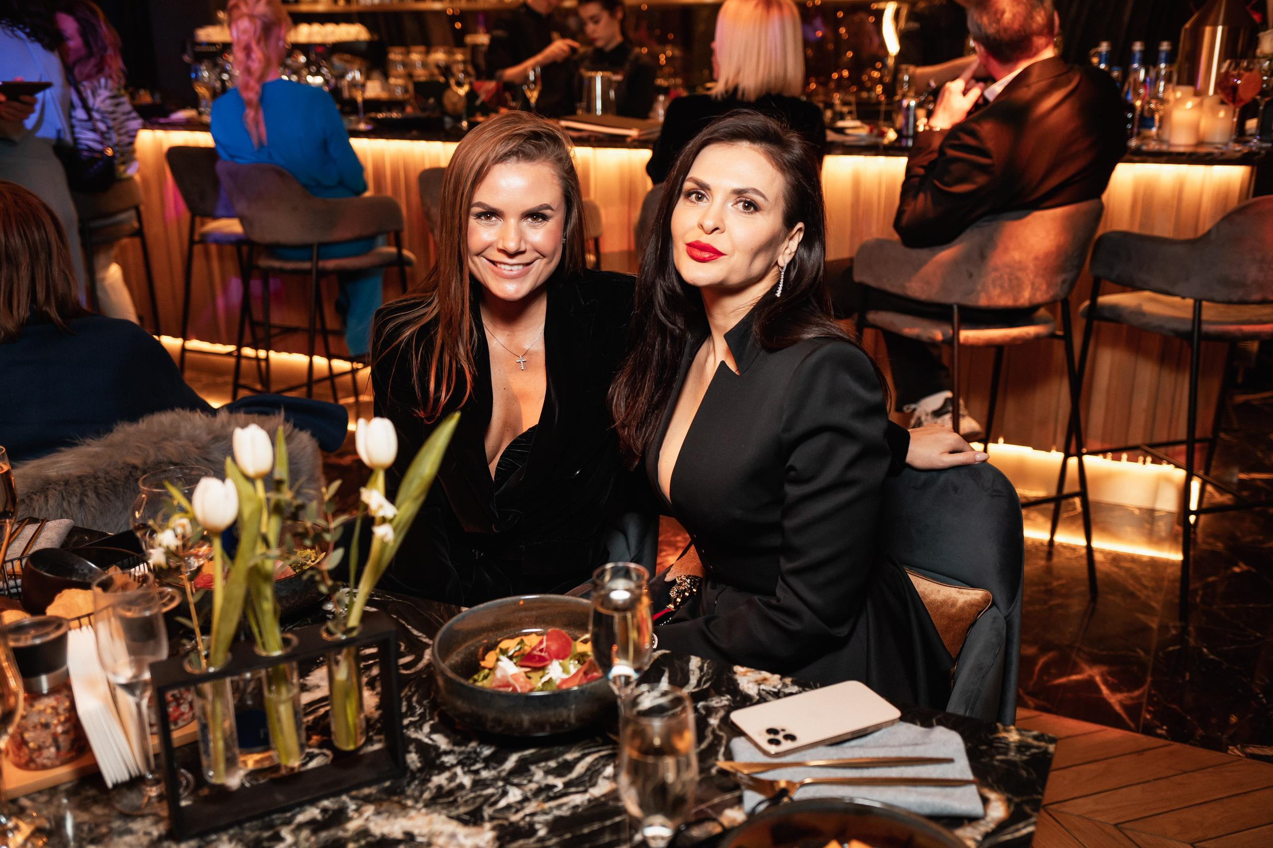 INLOVE [открытие террассы]. СВОИ. ФОТООТЧЕТЫ-СОБЫТИЯ-МЕСТА