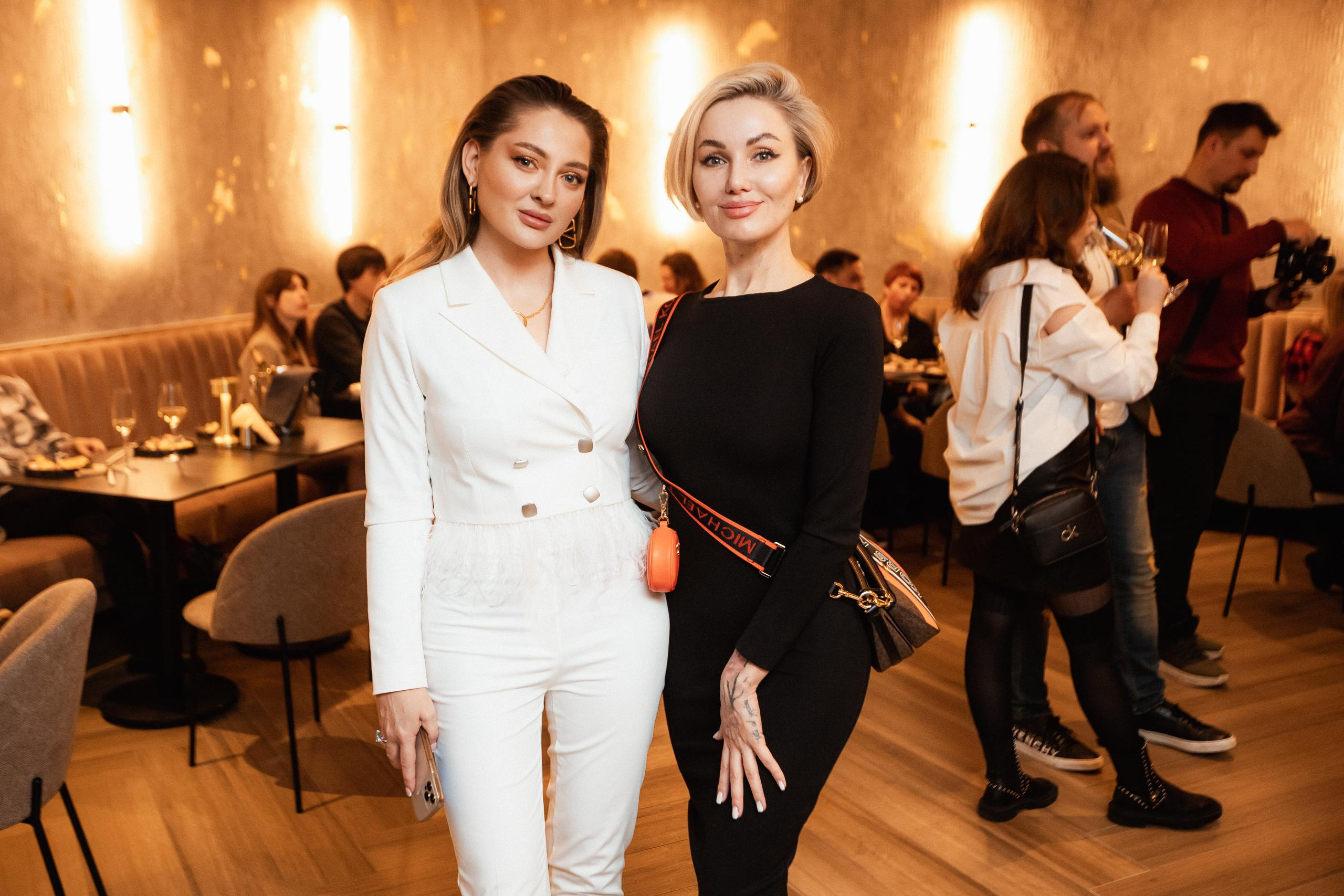 МОМЕНТЫ [ОТКРЫТИЕ]. СВОИ. ФОТООТЧЕТЫ-СОБЫТИЯ-МЕСТА