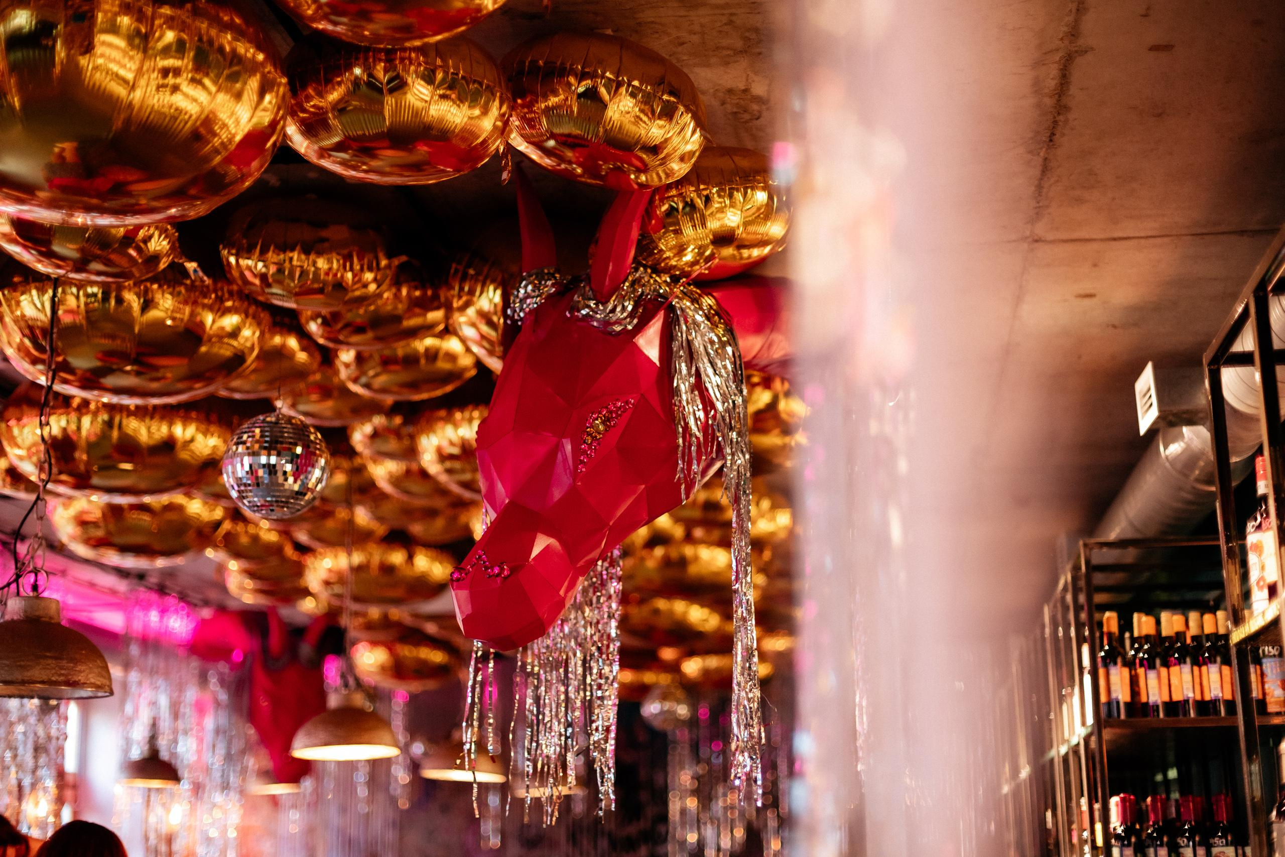 ВИНОТЕКА БАР х МАГАЗ [1 ГОД]. СВОИ. ФОТООТЧЕТЫ-СОБЫТИЯ-МЕСТА