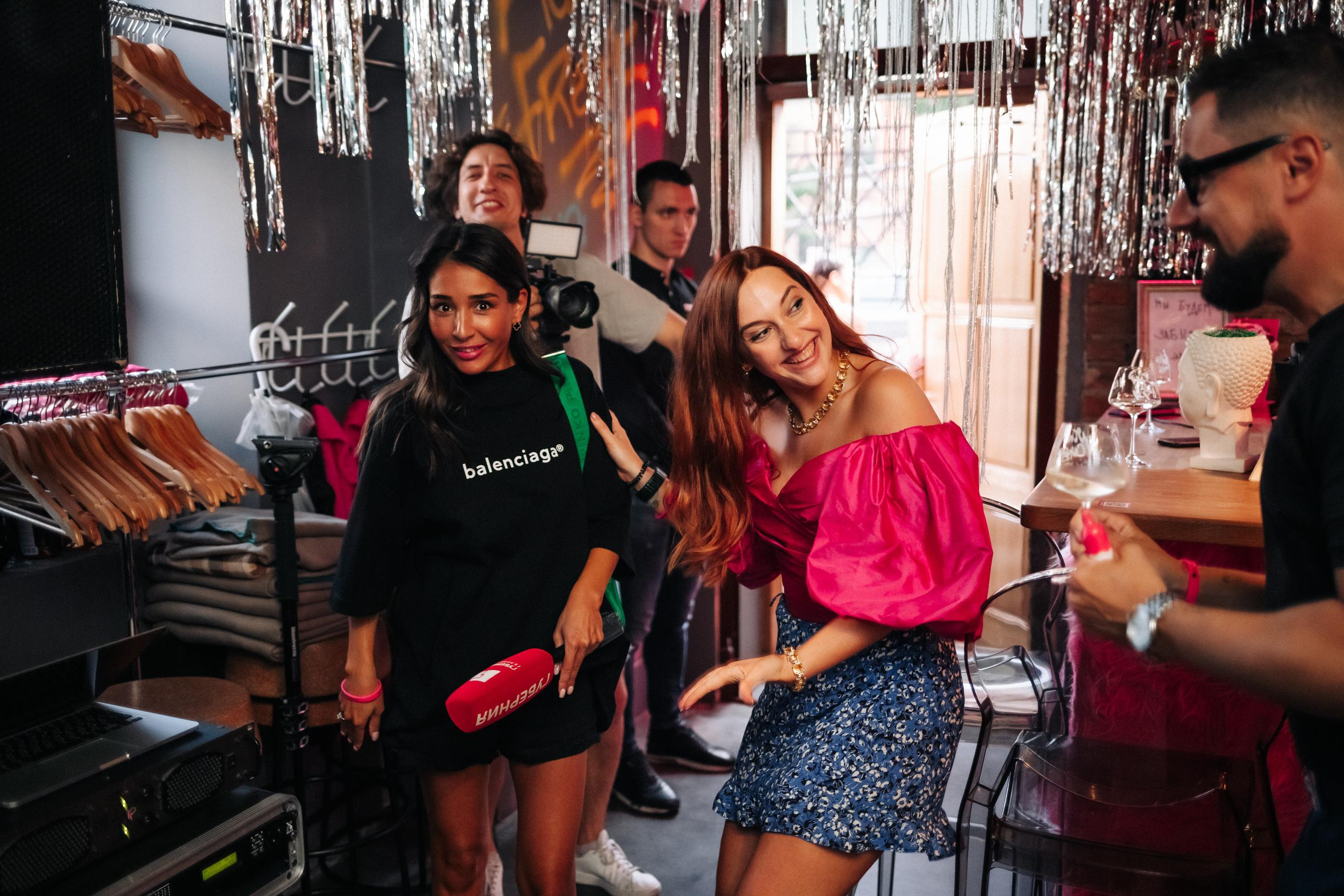 ВИНОТЕКА БАР х МАГАЗ [1 ГОД]. СВОИ. ФОТООТЧЕТЫ-СОБЫТИЯ-МЕСТА