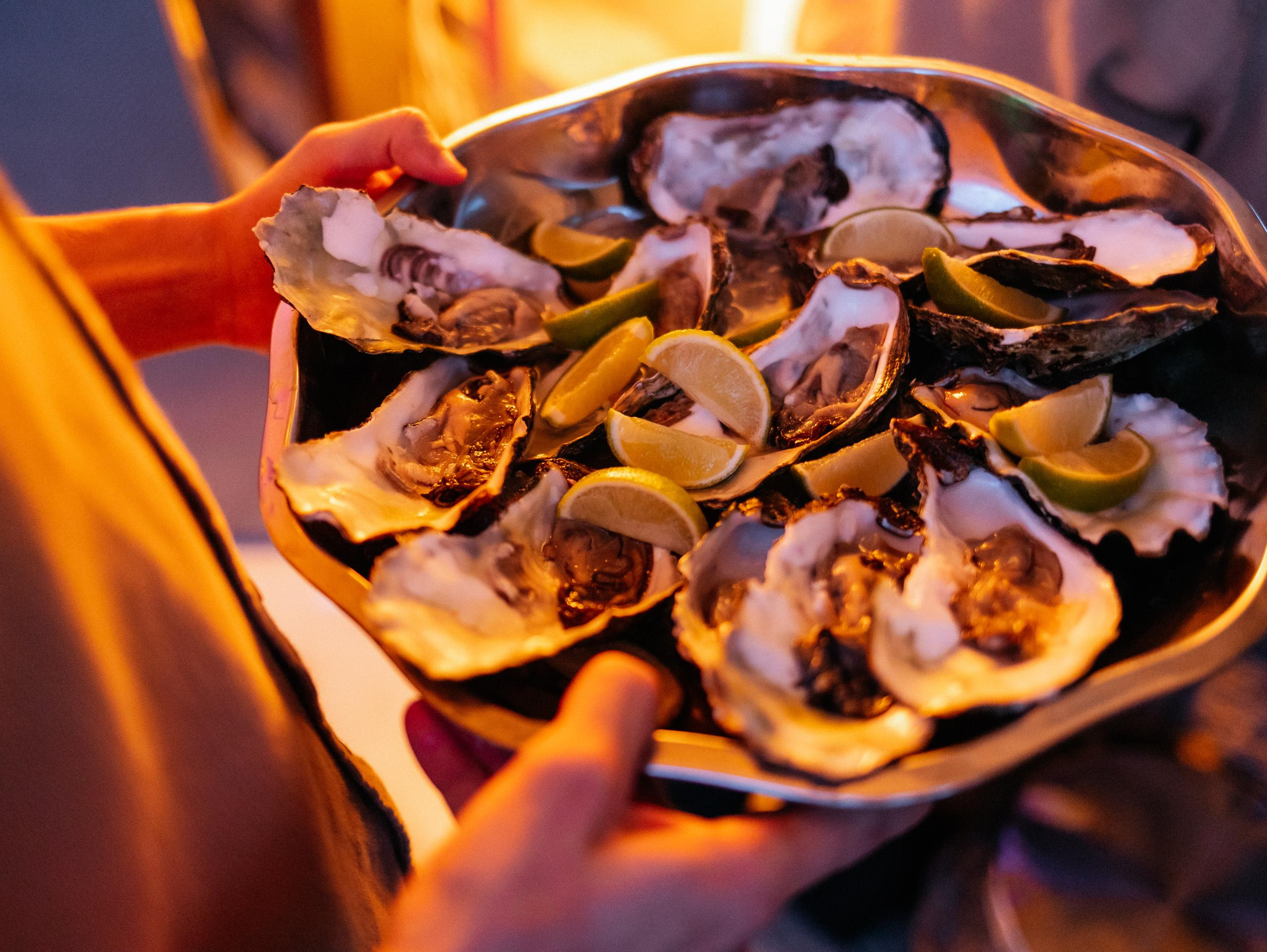 ЛЮБОВЬ И ЛИСИЧКИ [ПРЕЗЕНТАЦИЯ ЛЕТНЕГО МЕНЮ]. СВОИ. ФОТООТЧЕТЫ-СОБЫТИЯ-МЕСТА