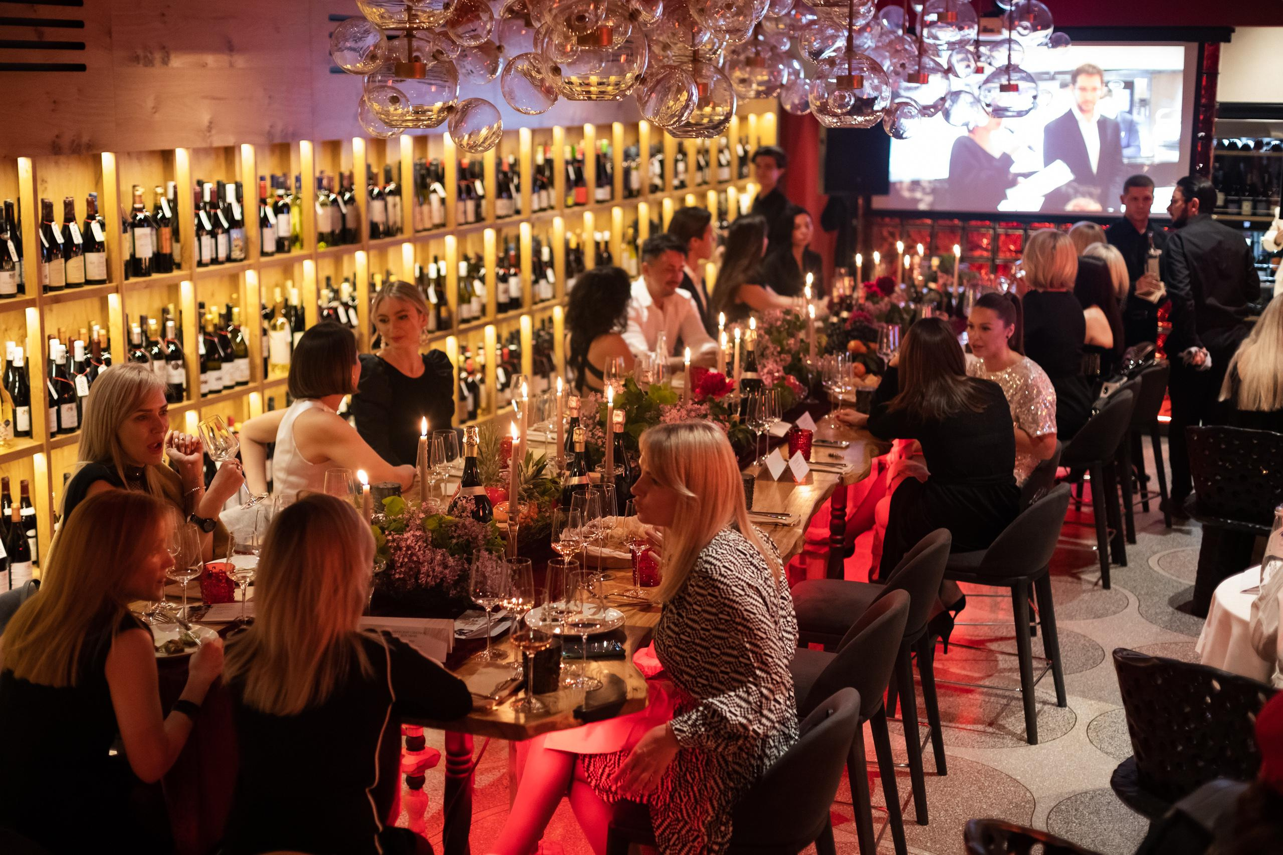 MAIN WINE [1 YEAR]. СВОИ. ФОТООТЧЕТЫ-СОБЫТИЯ-МЕСТА