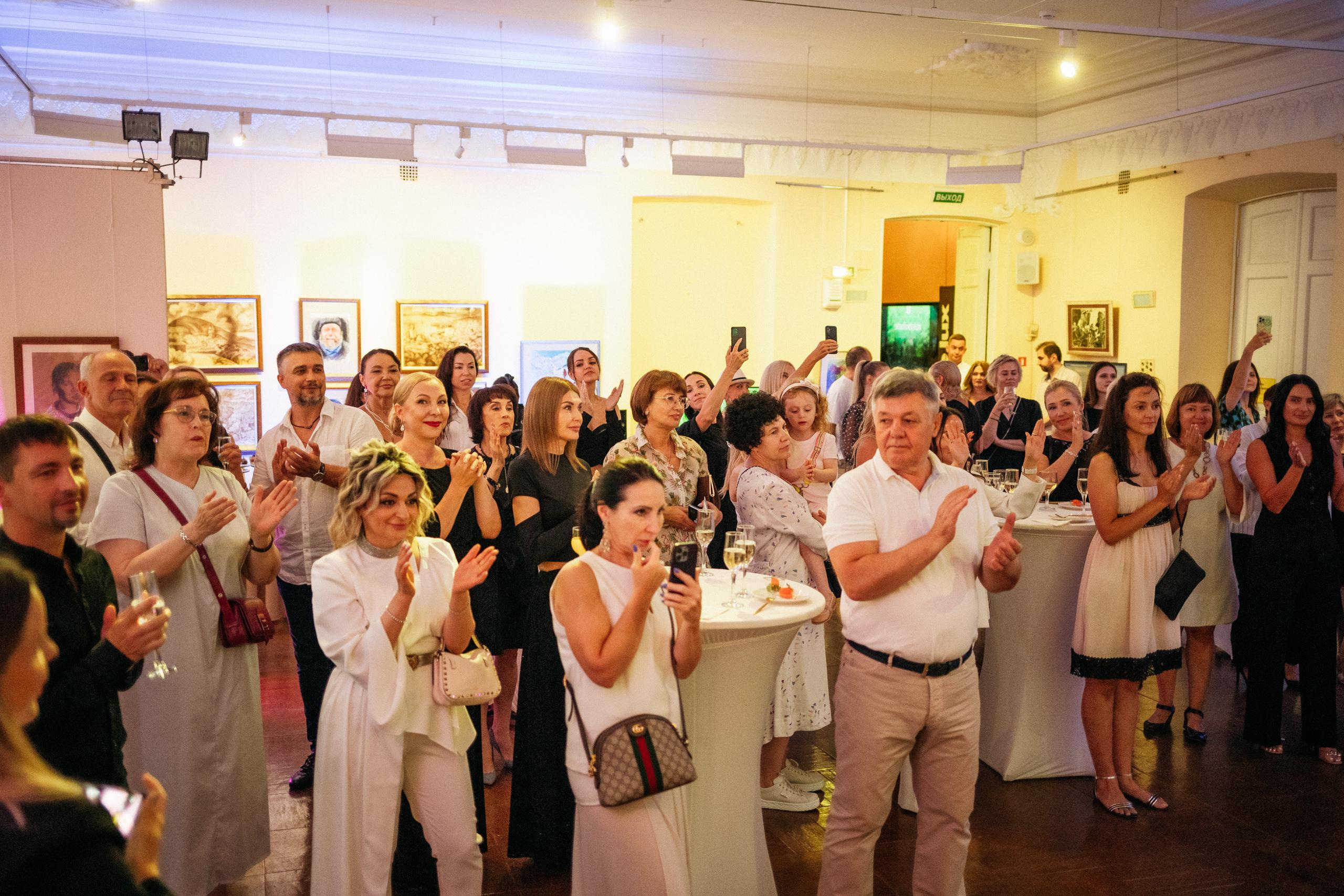 STUDIO DE LUX [20 YEARS]. СВОИ. ФОТООТЧЕТЫ-СОБЫТИЯ-МЕСТА