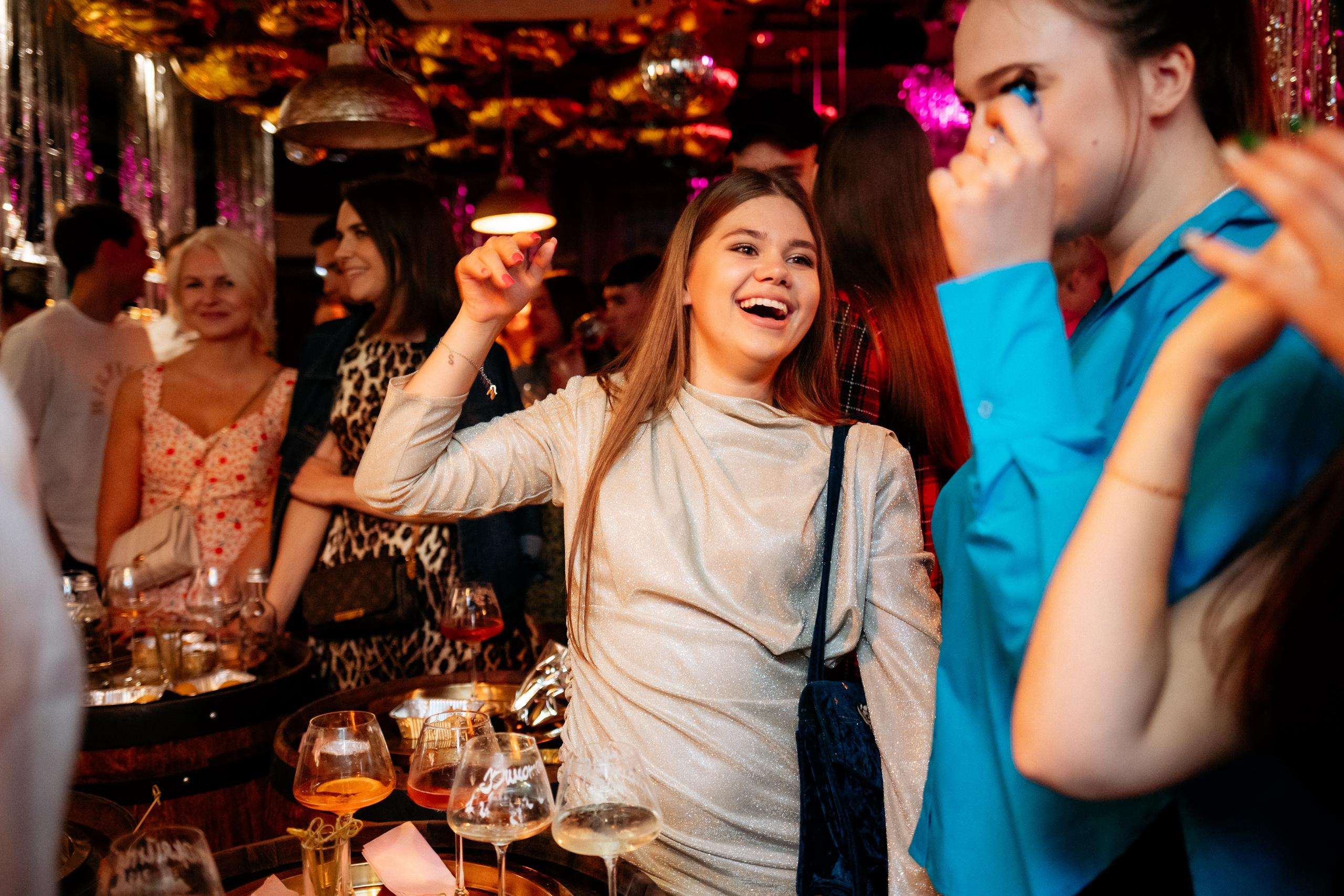 ВИНОТЕКА БАР х МАГАЗ [1 ГОД]. СВОИ. ФОТООТЧЕТЫ-СОБЫТИЯ-МЕСТА