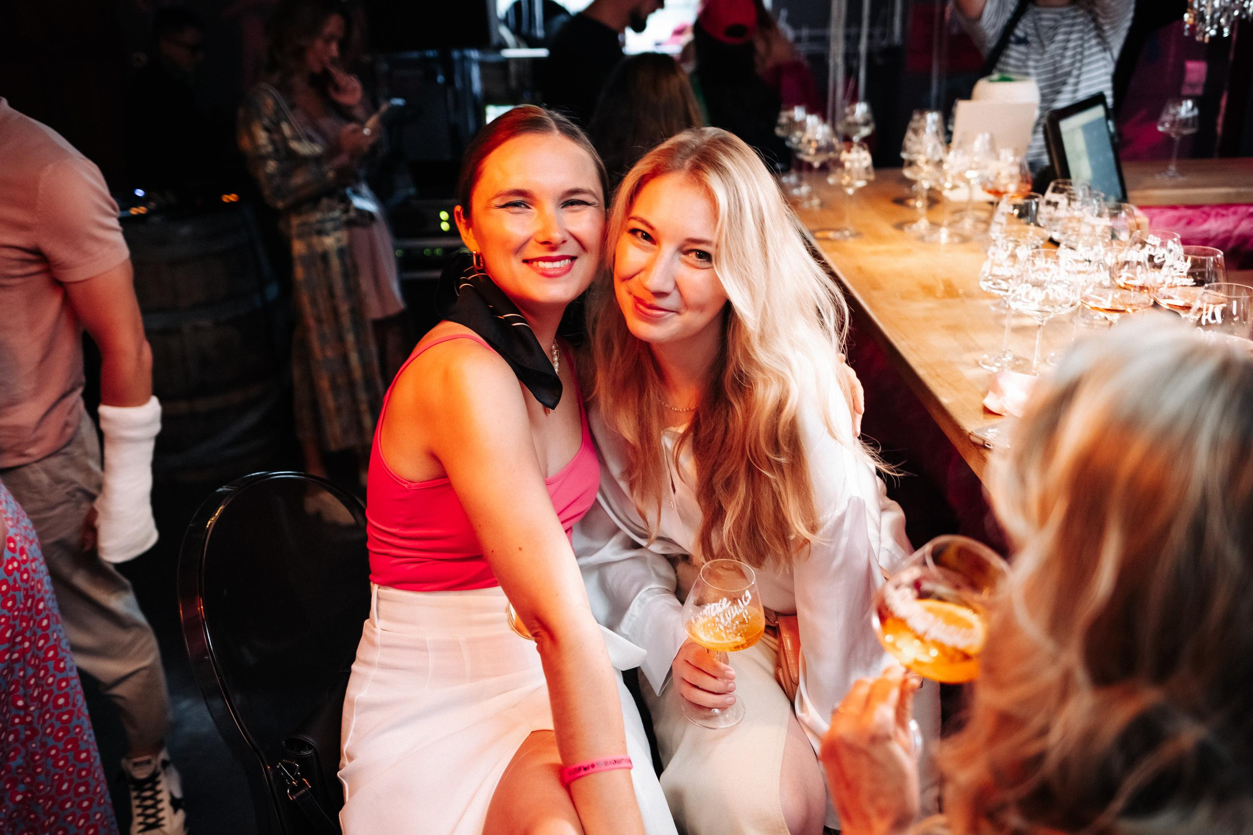 ВИНОТЕКА БАР х МАГАЗ [1 ГОД]. СВОИ. ФОТООТЧЕТЫ-СОБЫТИЯ-МЕСТА