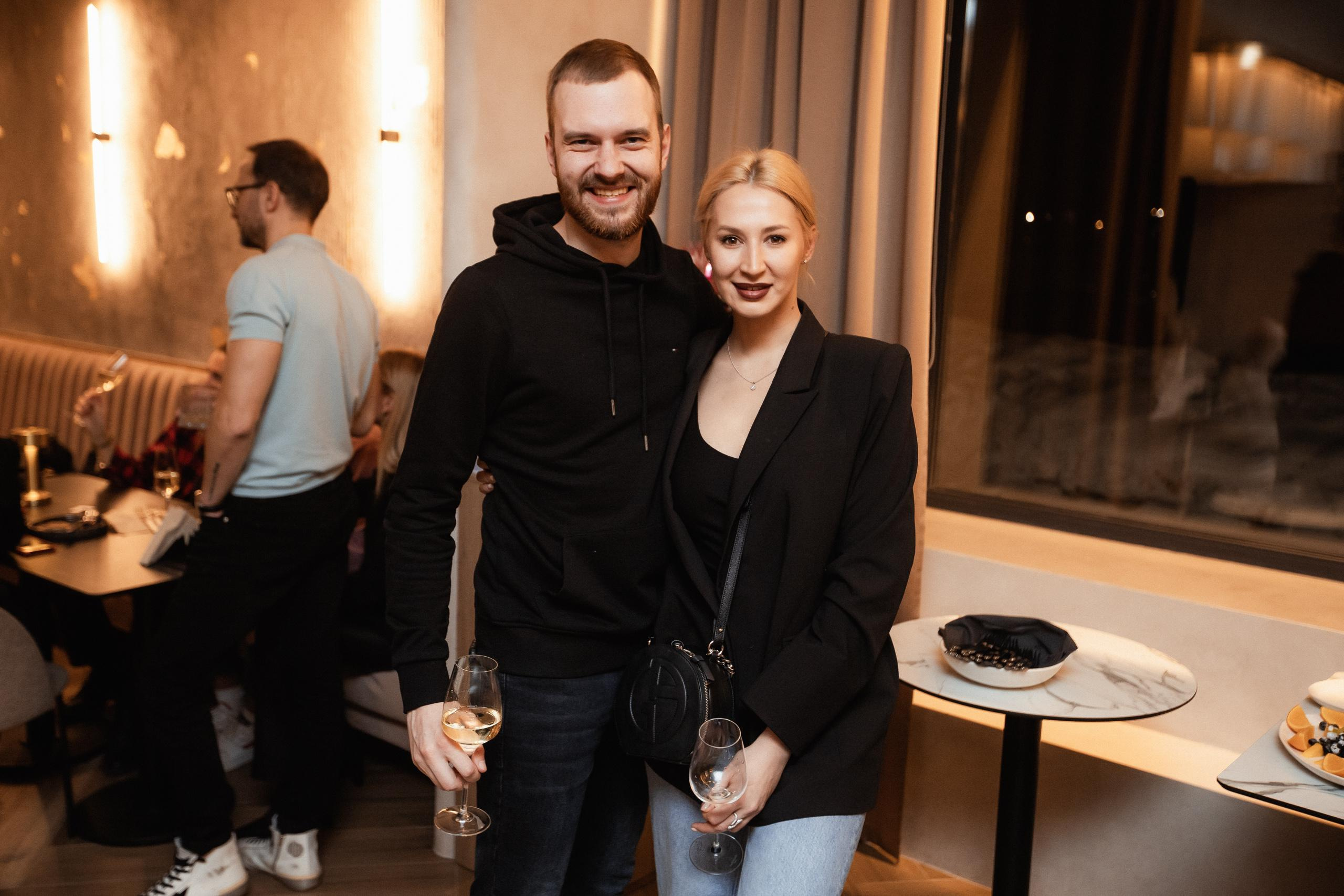 МОМЕНТЫ [ОТКРЫТИЕ]. СВОИ. ФОТООТЧЕТЫ-СОБЫТИЯ-МЕСТА