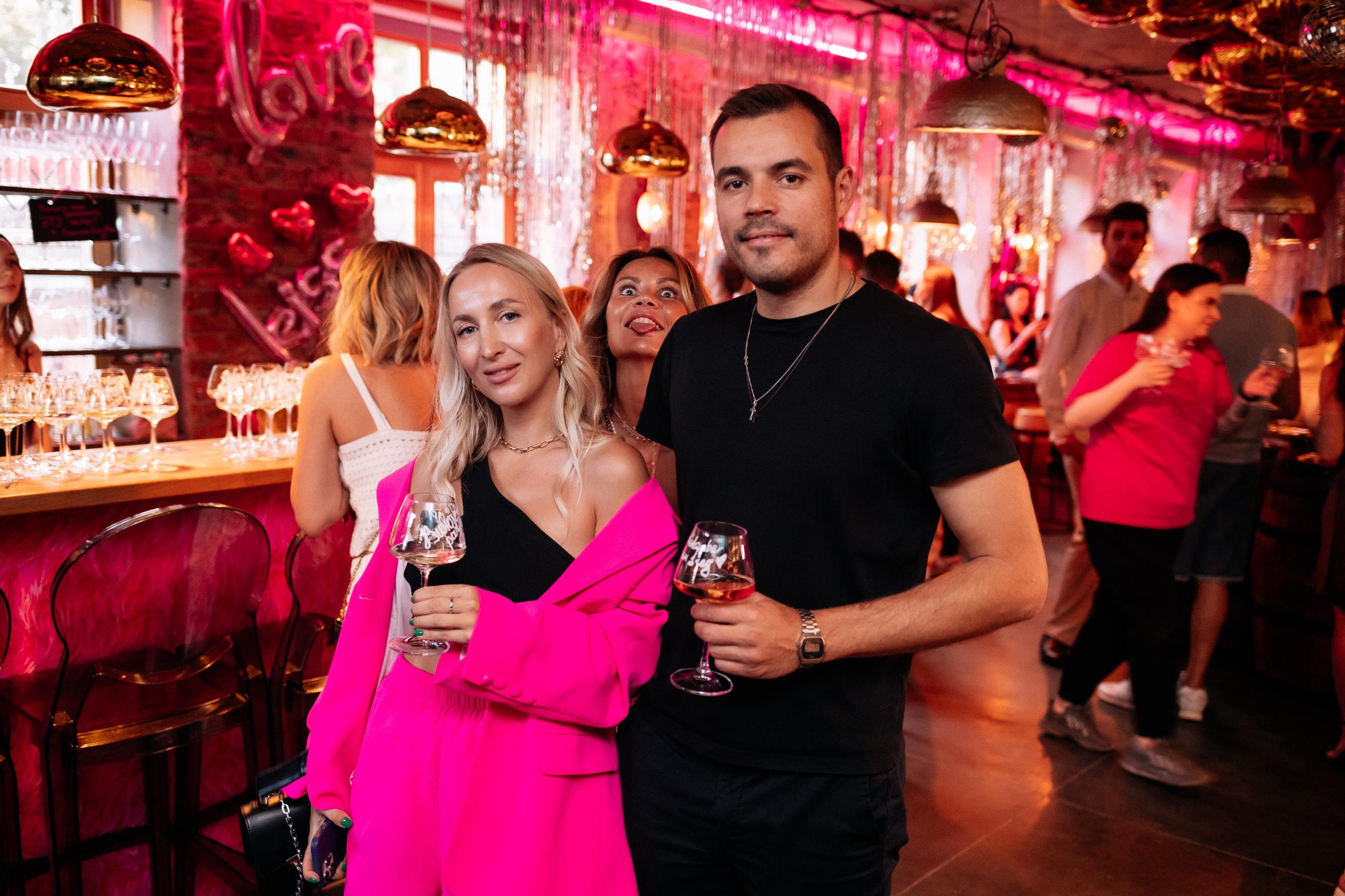 ВИНОТЕКА БАР х МАГАЗ [1 ГОД]. СВОИ. ФОТООТЧЕТЫ-СОБЫТИЯ-МЕСТА