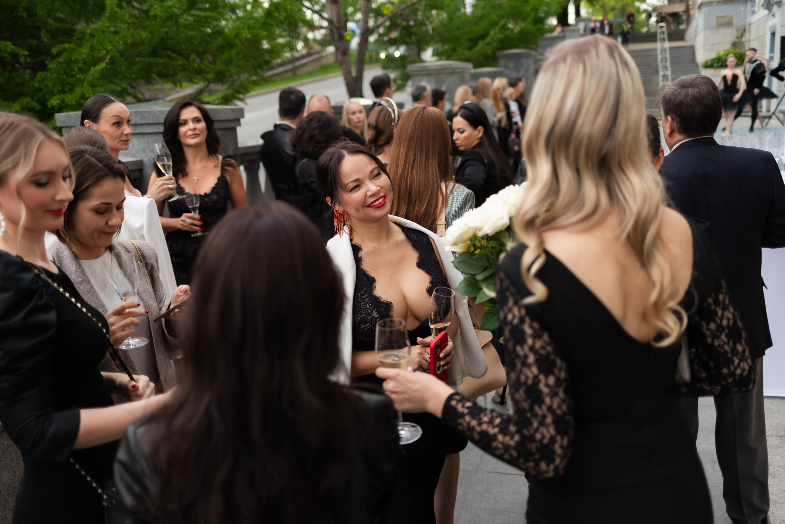 MAIN WINE [1 YEAR]. СВОИ. ФОТООТЧЕТЫ-СОБЫТИЯ-МЕСТА