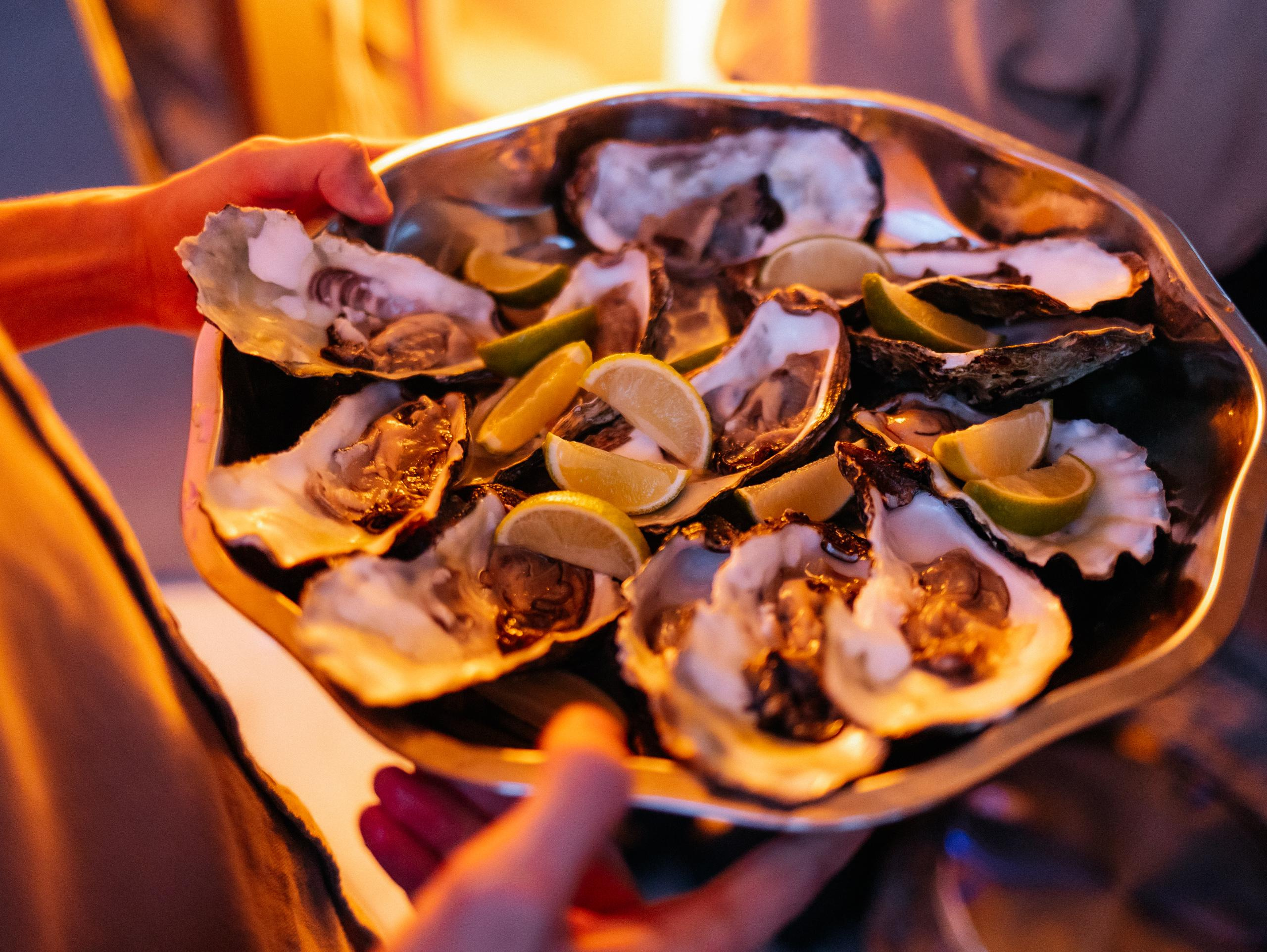 ЛЮБОВЬ И ЛИСИЧКИ [ПРЕЗЕНТАЦИЯ ЛЕТНЕГО МЕНЮ]. СВОИ. ФОТООТЧЕТЫ-СОБЫТИЯ-МЕСТА