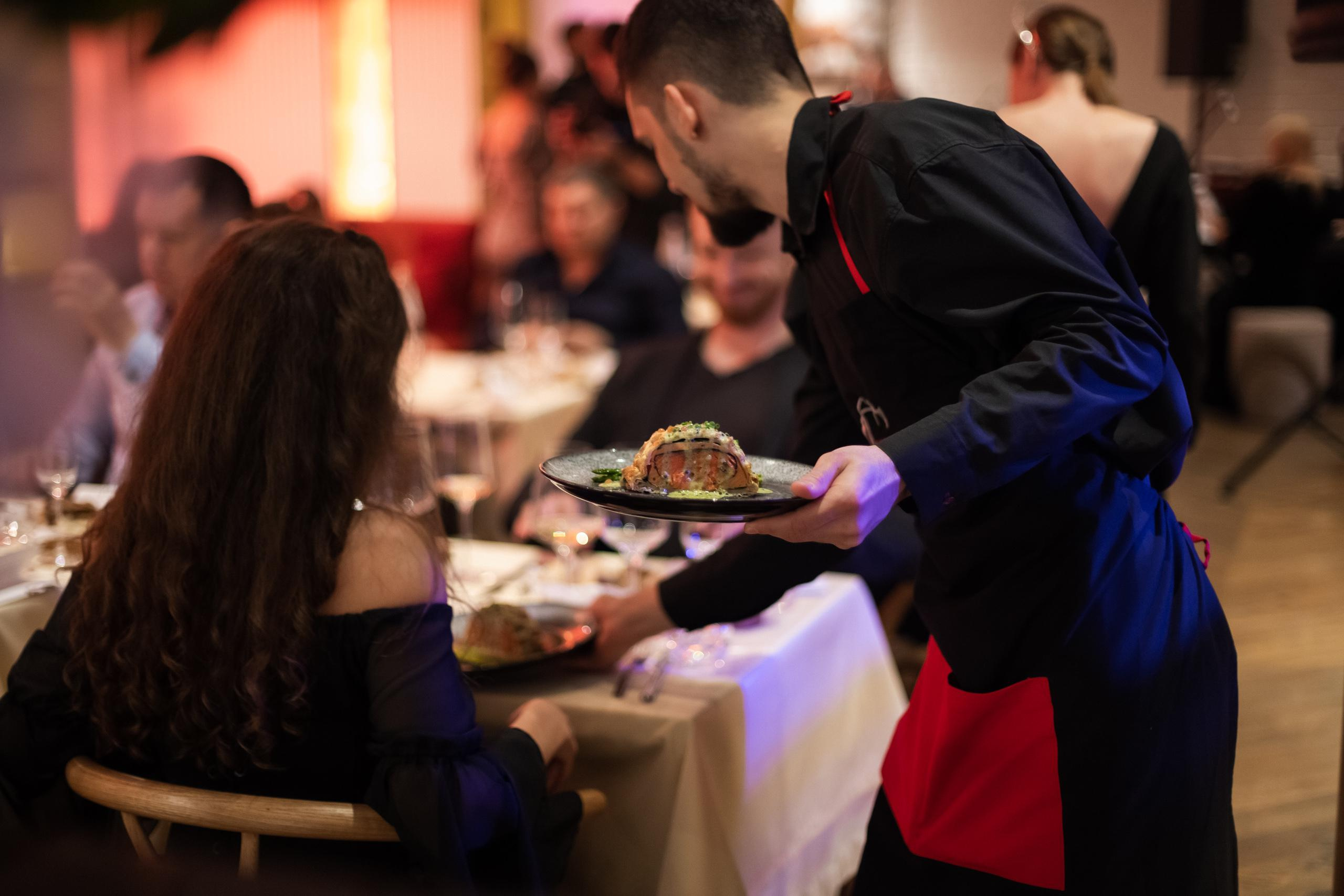 MAIN WINE [1 YEAR]. СВОИ. ФОТООТЧЕТЫ-СОБЫТИЯ-МЕСТА