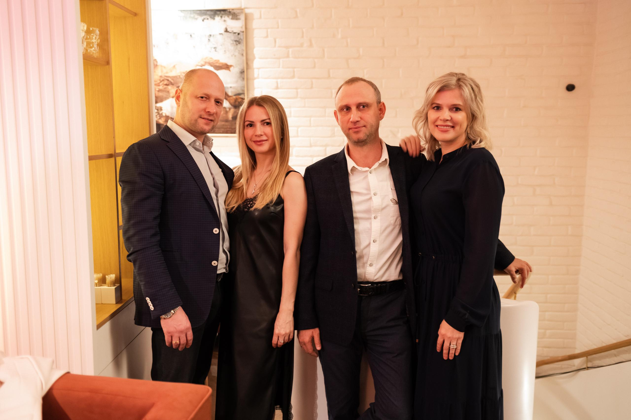 MAIN WINE [1 YEAR]. СВОИ. ФОТООТЧЕТЫ-СОБЫТИЯ-МЕСТА