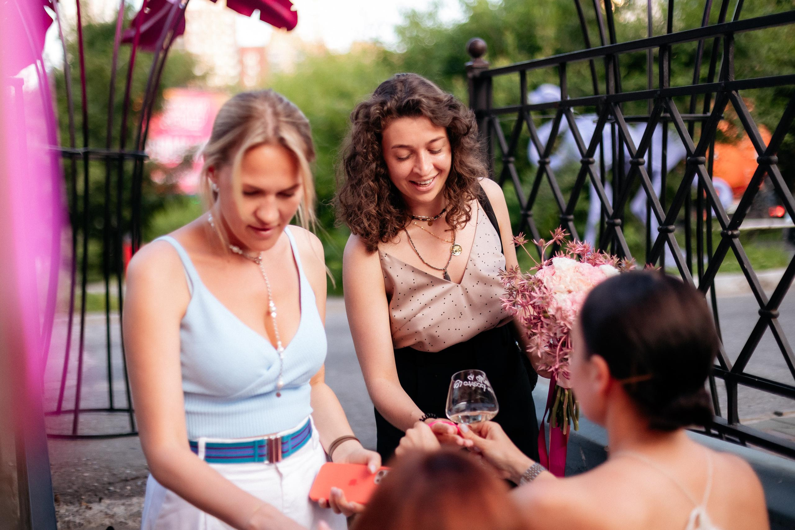 ВИНОТЕКА БАР х МАГАЗ [1 ГОД]. СВОИ. ФОТООТЧЕТЫ-СОБЫТИЯ-МЕСТА