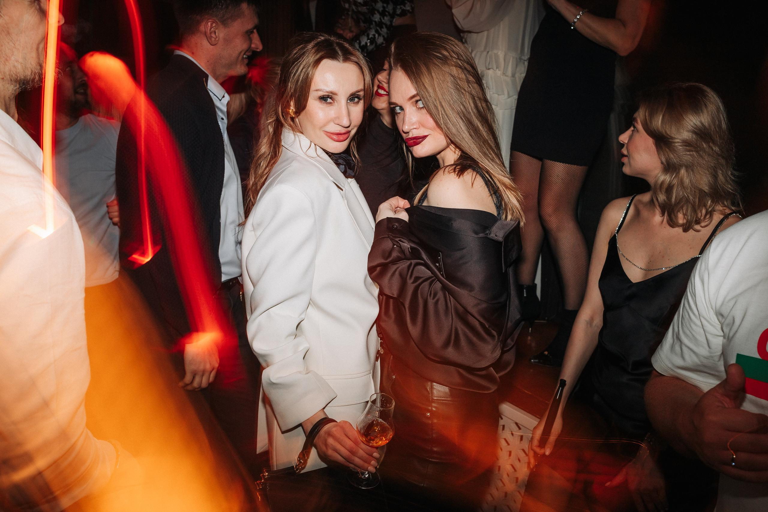 CHOCOLATE [18 YEARS]. СВОИ. ФОТООТЧЕТЫ-СОБЫТИЯ-МЕСТА