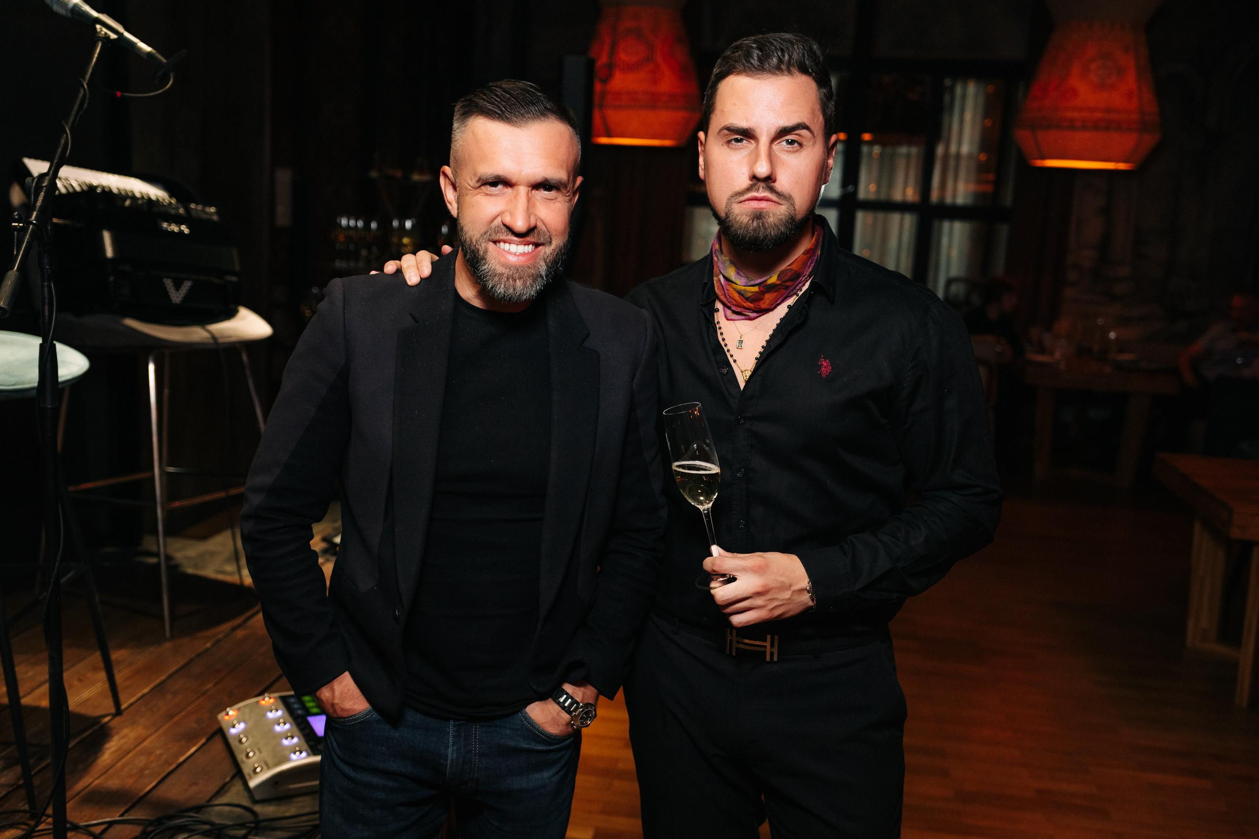 KARAS [МУЗЫКАЛЬНО-ПОЭТИЧЕСКИЙ ВЕЧЕР]. СВОИ. ФОТООТЧЕТЫ-СОБЫТИЯ-МЕСТА