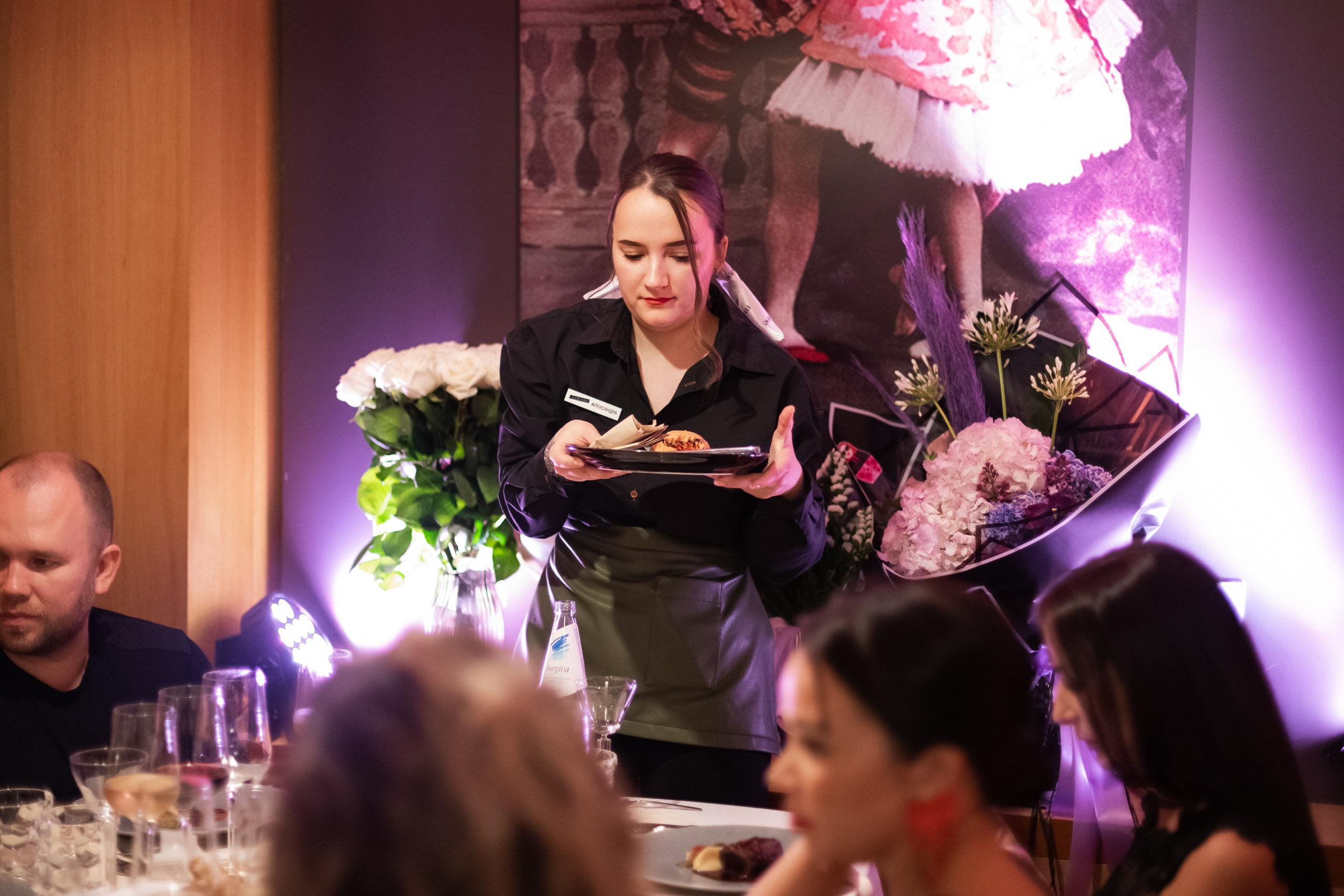 MAIN WINE [1 YEAR]. СВОИ. ФОТООТЧЕТЫ-СОБЫТИЯ-МЕСТА