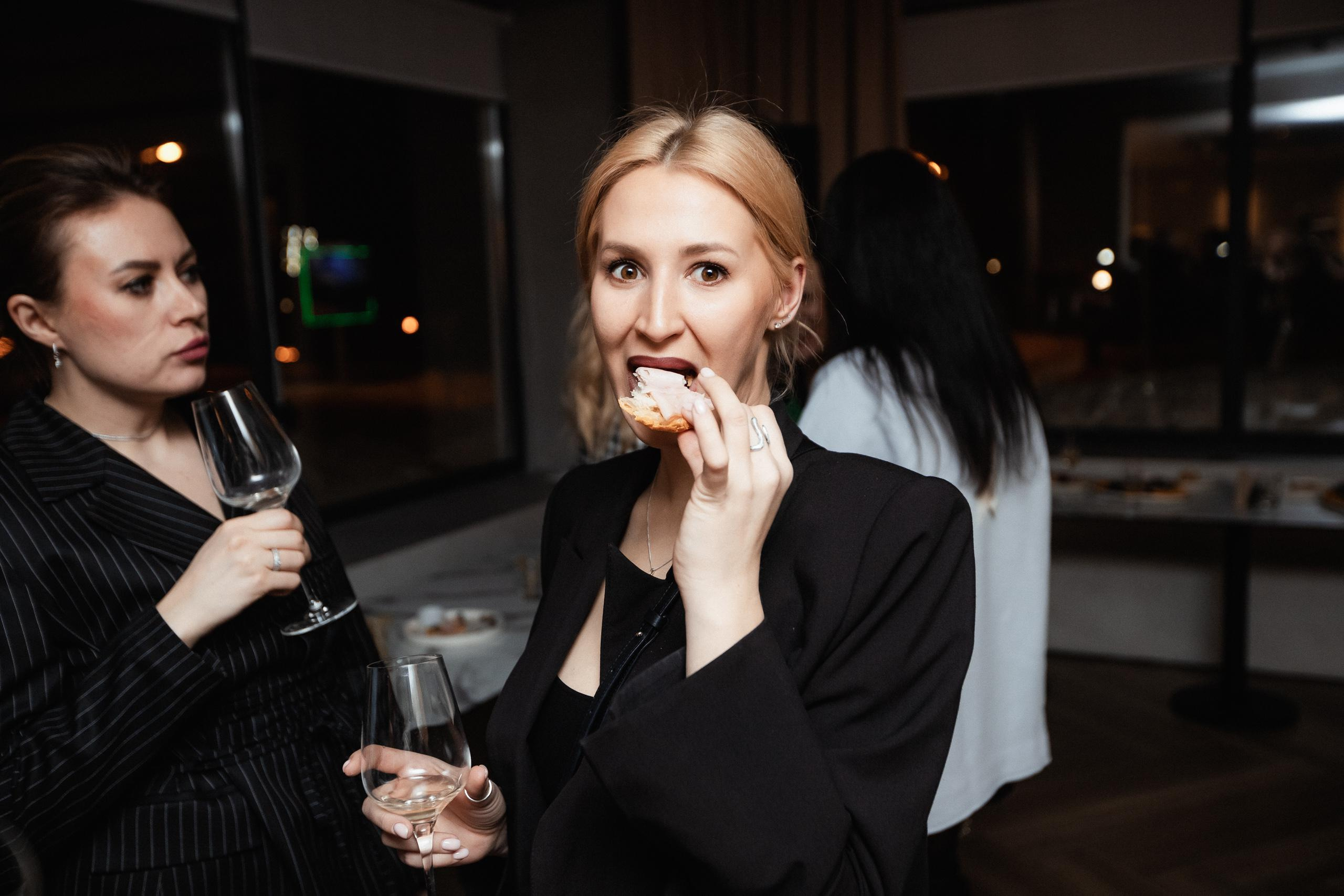 МОМЕНТЫ [ОТКРЫТИЕ]. СВОИ. ФОТООТЧЕТЫ-СОБЫТИЯ-МЕСТА