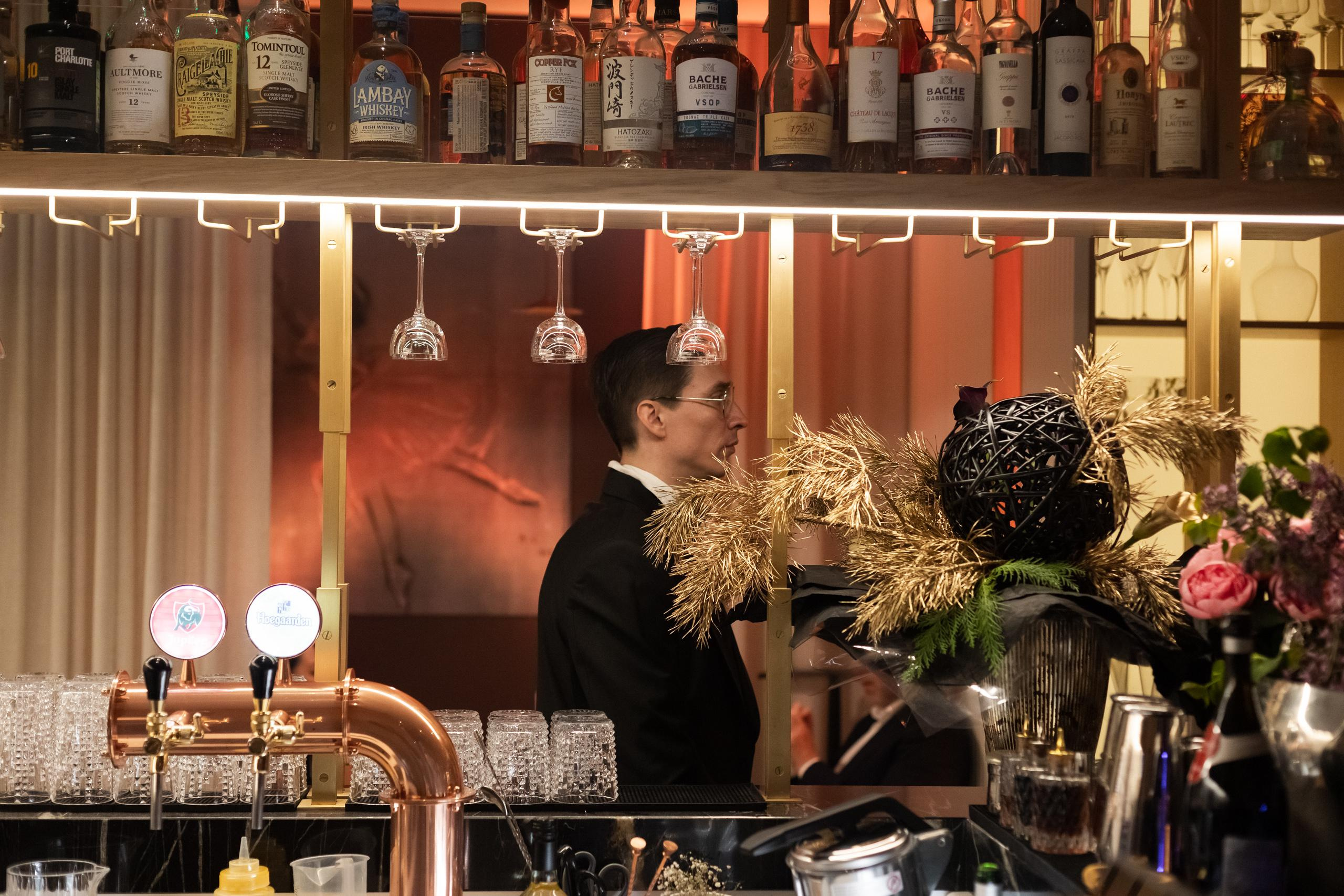 MAIN WINE [1 YEAR]. СВОИ. ФОТООТЧЕТЫ-СОБЫТИЯ-МЕСТА