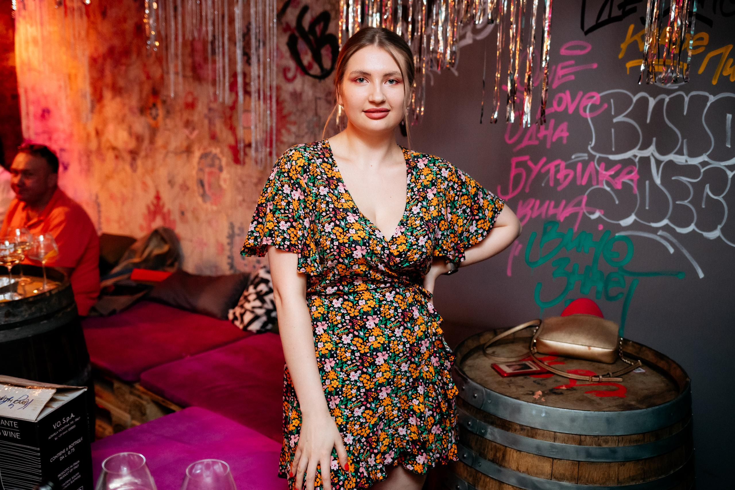 ВИНОТЕКА БАР х МАГАЗ [1 ГОД]. СВОИ. ФОТООТЧЕТЫ-СОБЫТИЯ-МЕСТА