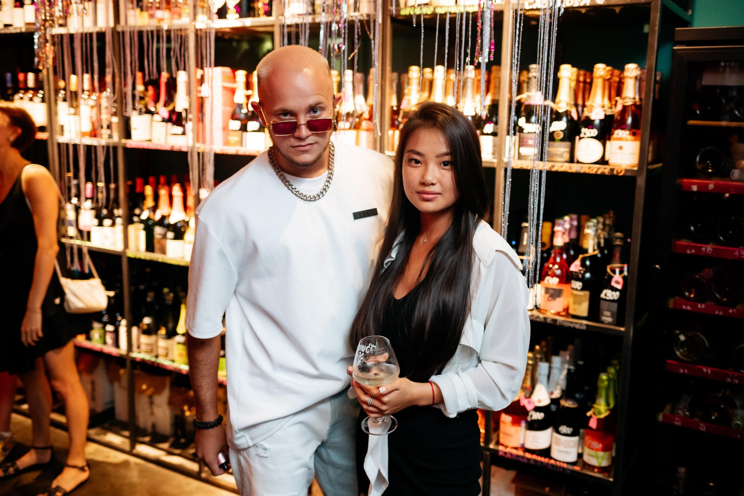 ВИНОТЕКА БАР х МАГАЗ [1 ГОД]. СВОИ. ФОТООТЧЕТЫ-СОБЫТИЯ-МЕСТА