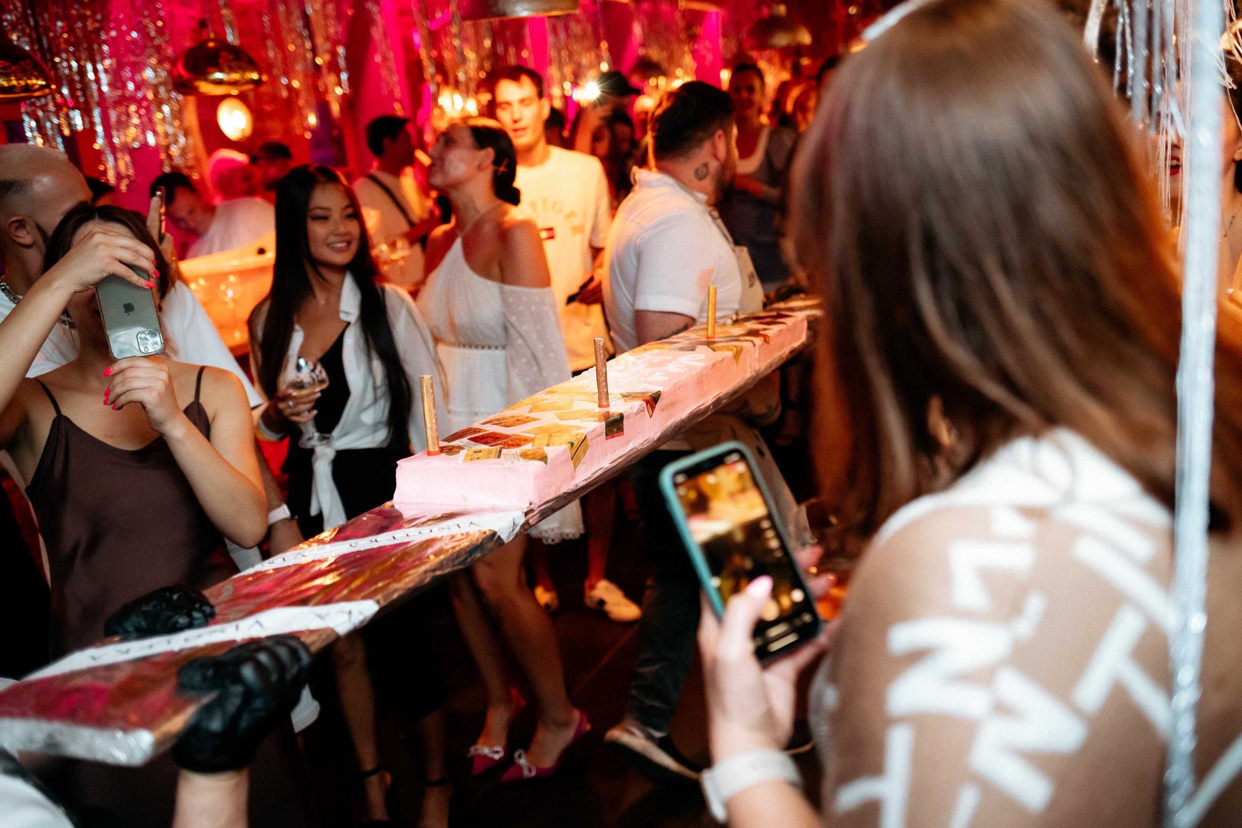 ВИНОТЕКА БАР х МАГАЗ [1 ГОД]. СВОИ. ФОТООТЧЕТЫ-СОБЫТИЯ-МЕСТА