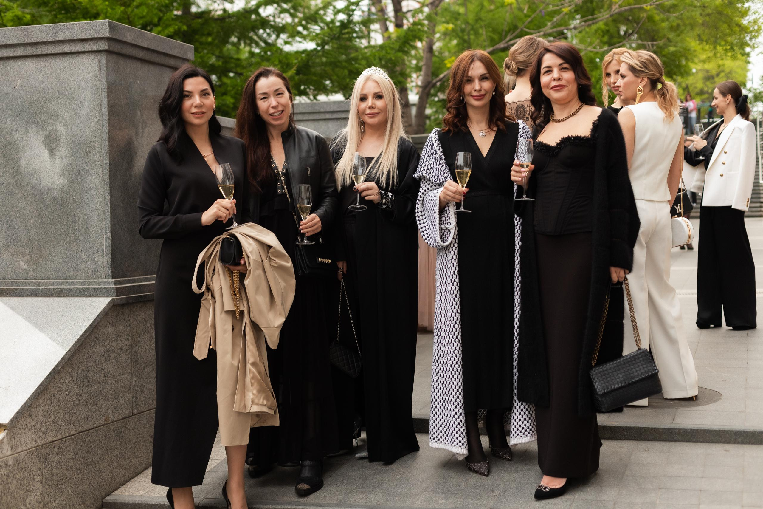 MAIN WINE [1 YEAR]. СВОИ. ФОТООТЧЕТЫ-СОБЫТИЯ-МЕСТА