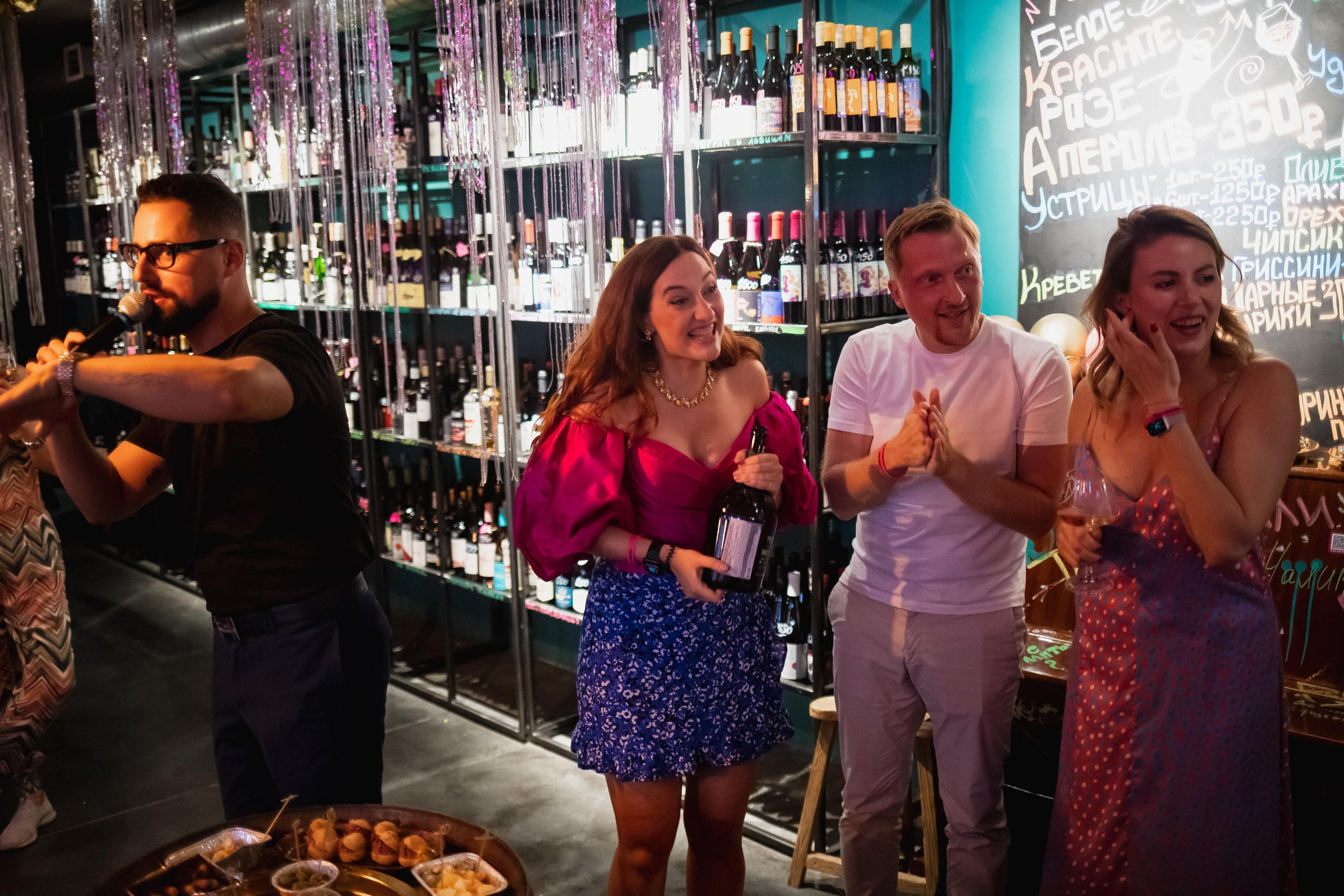 ВИНОТЕКА БАР х МАГАЗ [1 ГОД]. СВОИ. ФОТООТЧЕТЫ-СОБЫТИЯ-МЕСТА