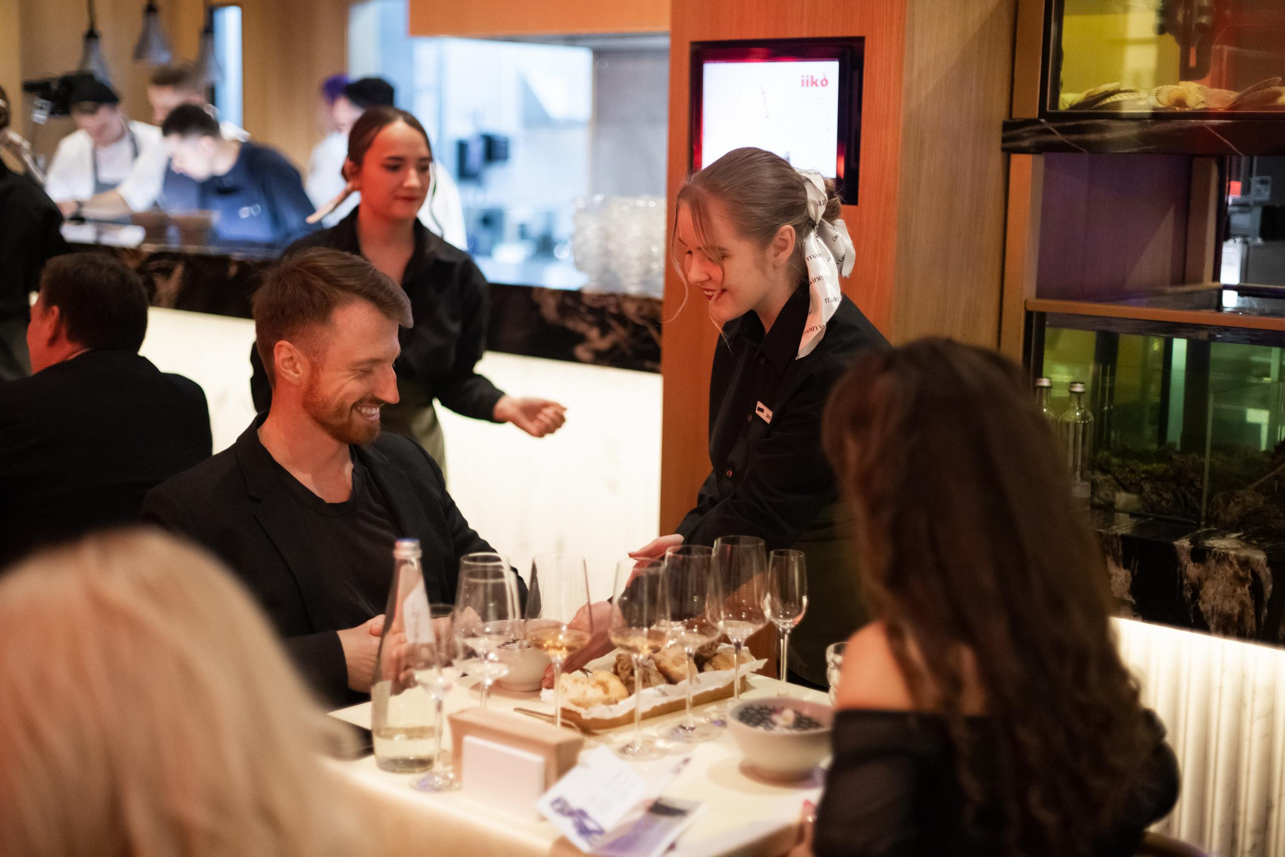 MAIN WINE [1 YEAR]. СВОИ. ФОТООТЧЕТЫ-СОБЫТИЯ-МЕСТА